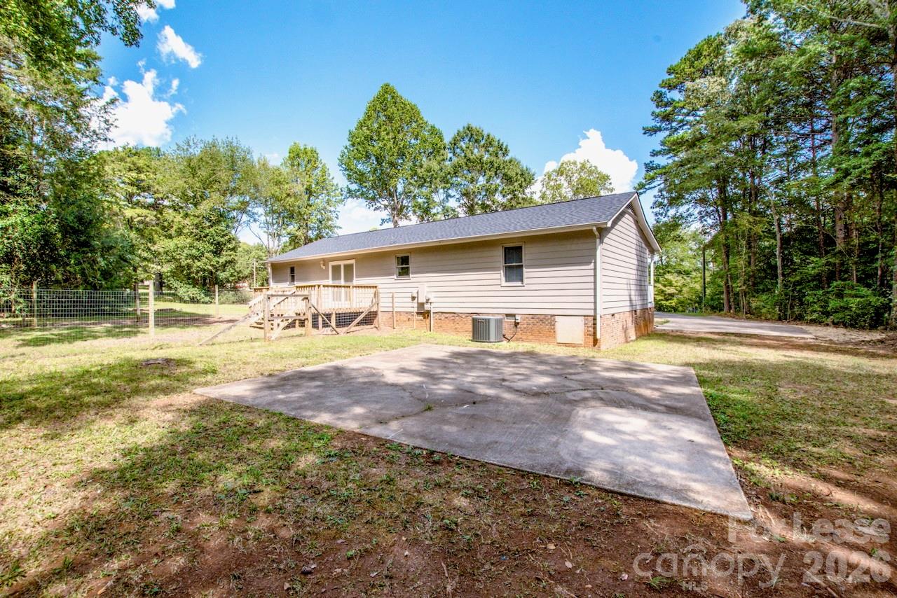 7730 Deer Track Drive Property Photo 45
