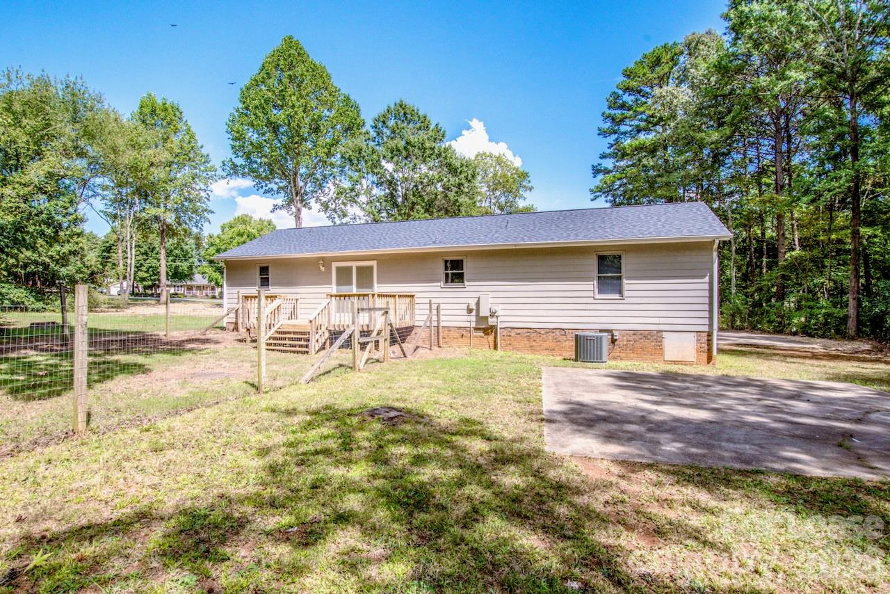 7730 Deer Track Drive Property Photo 46