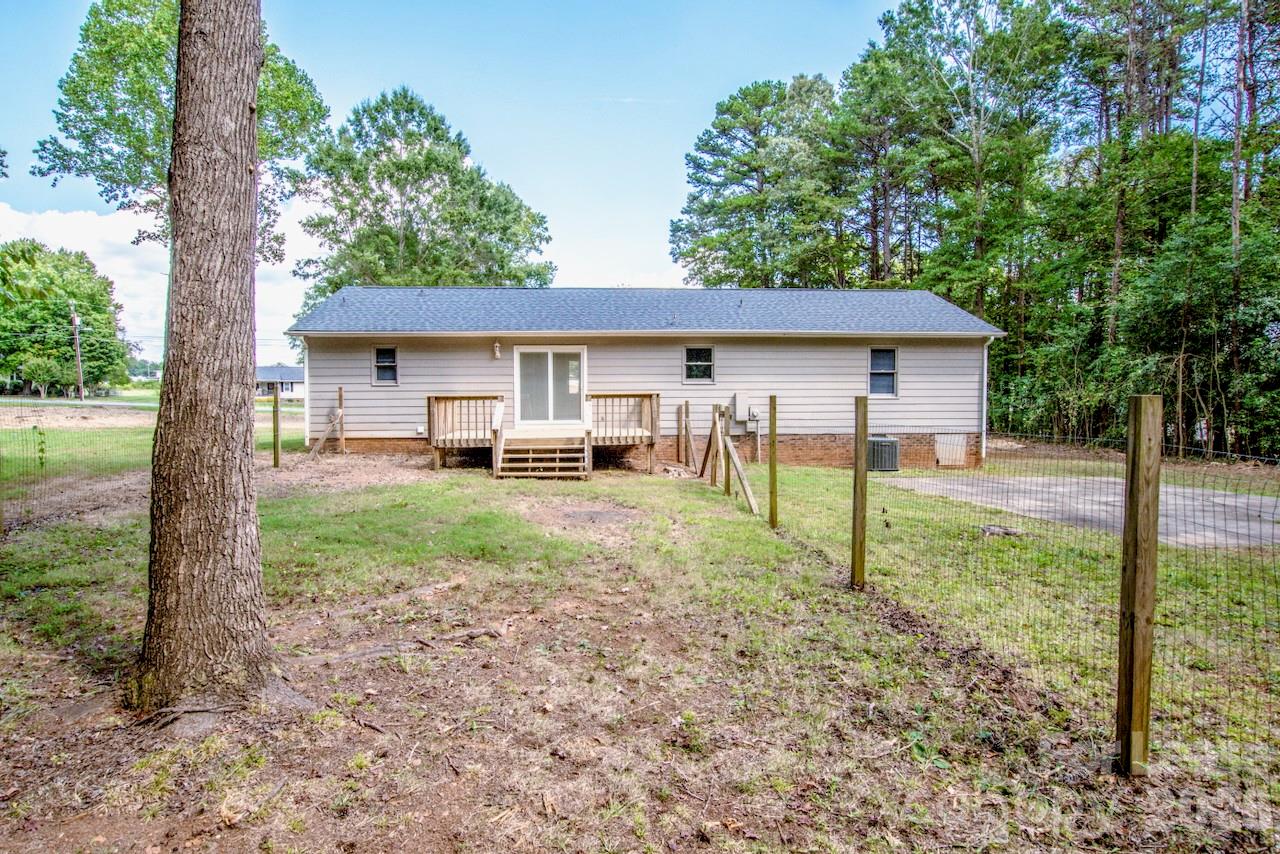 7730 Deer Track Drive Property Photo 47