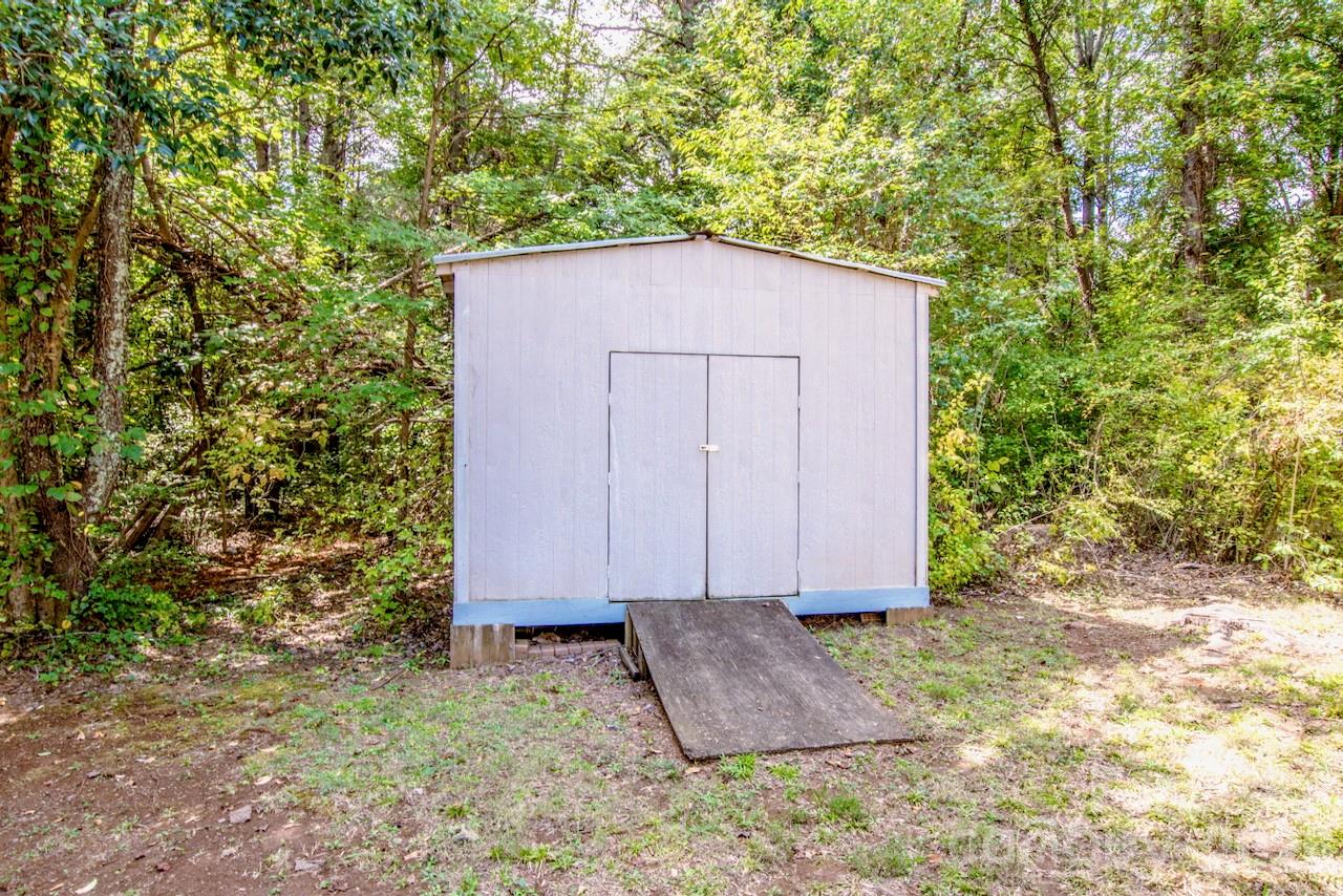 7730 Deer Track Drive Property Photo 48