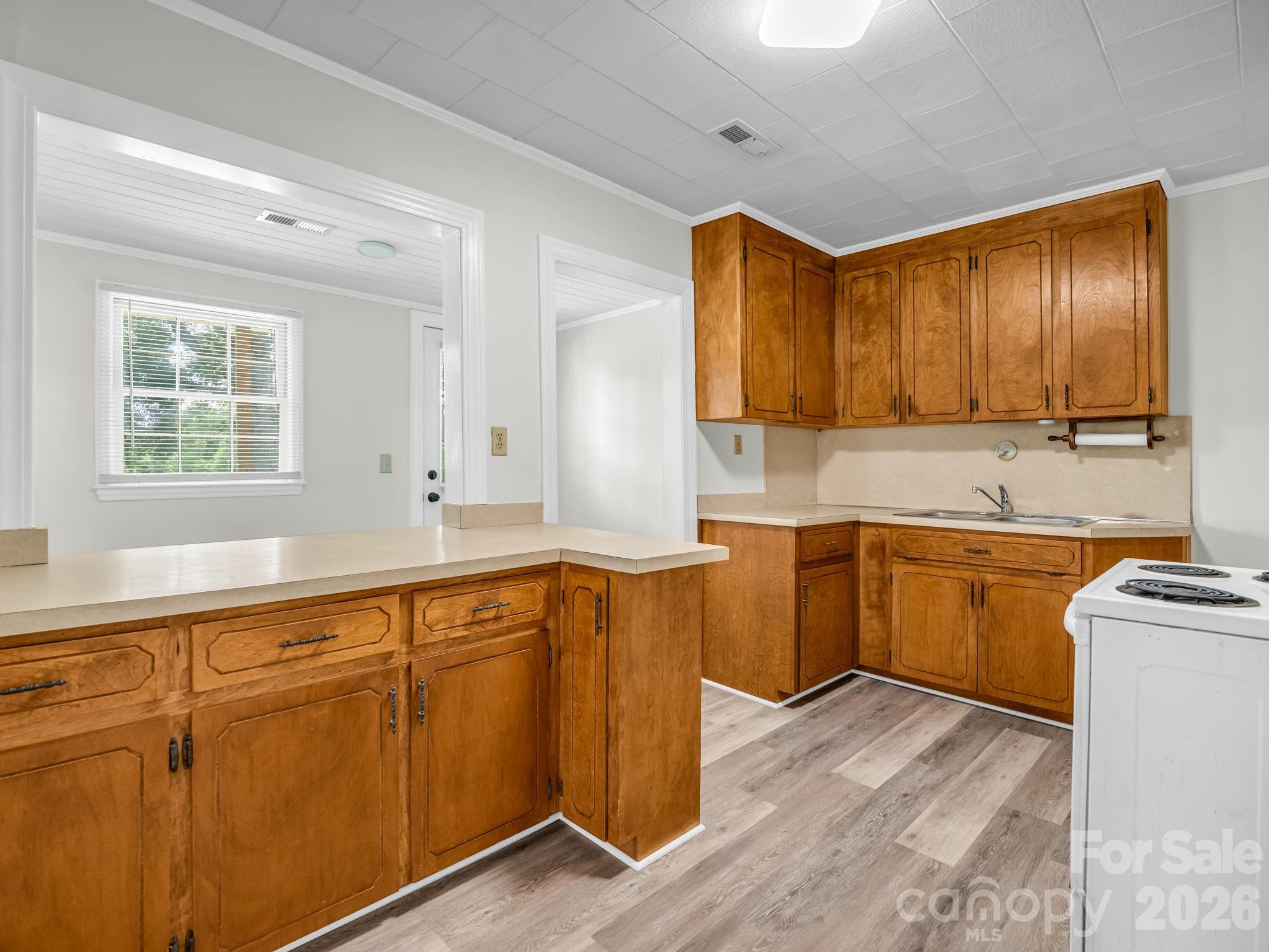132 Valleyview Drive Property Photo 9