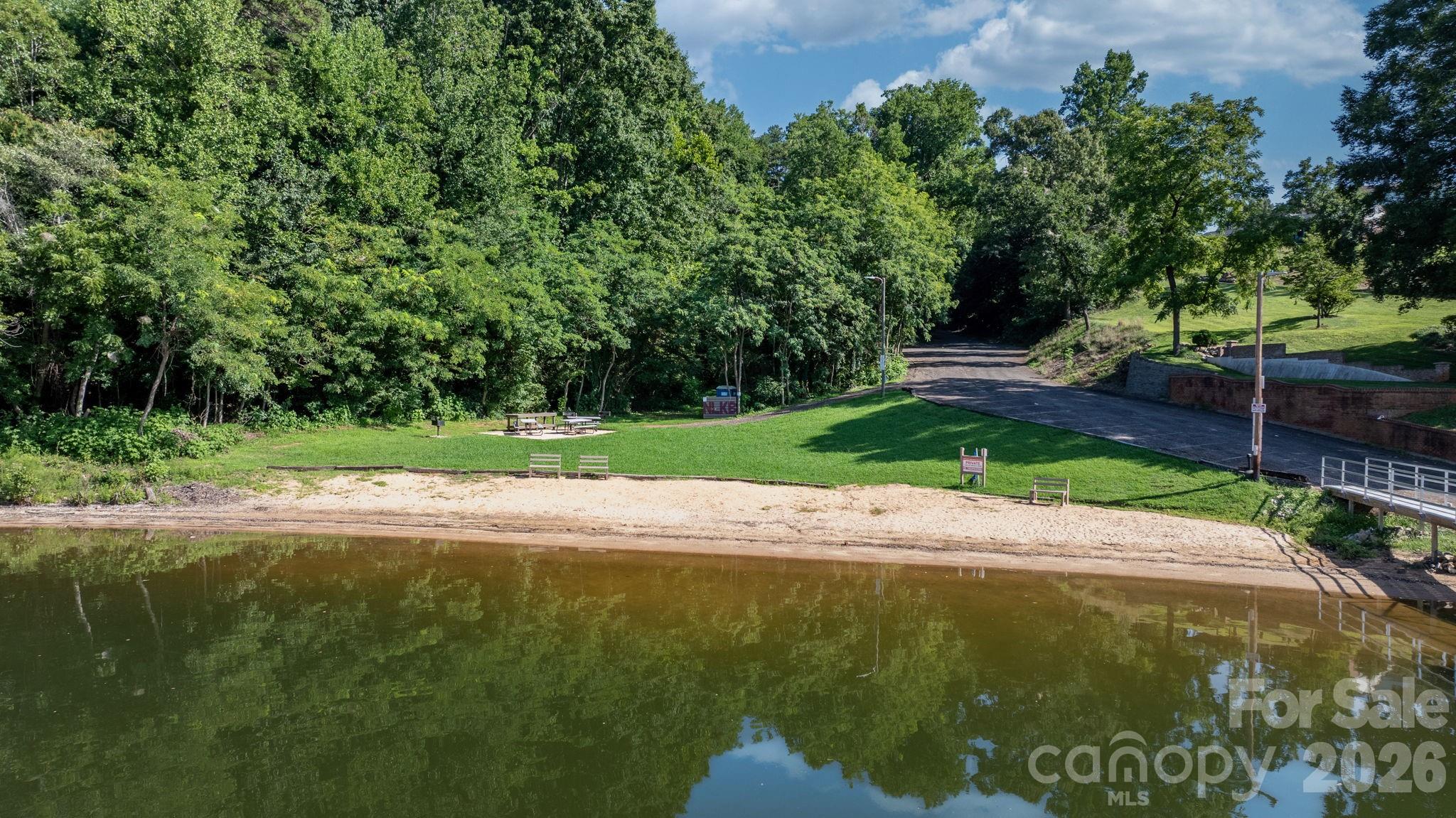 5562 Clearlake Drive Property Photo 37
