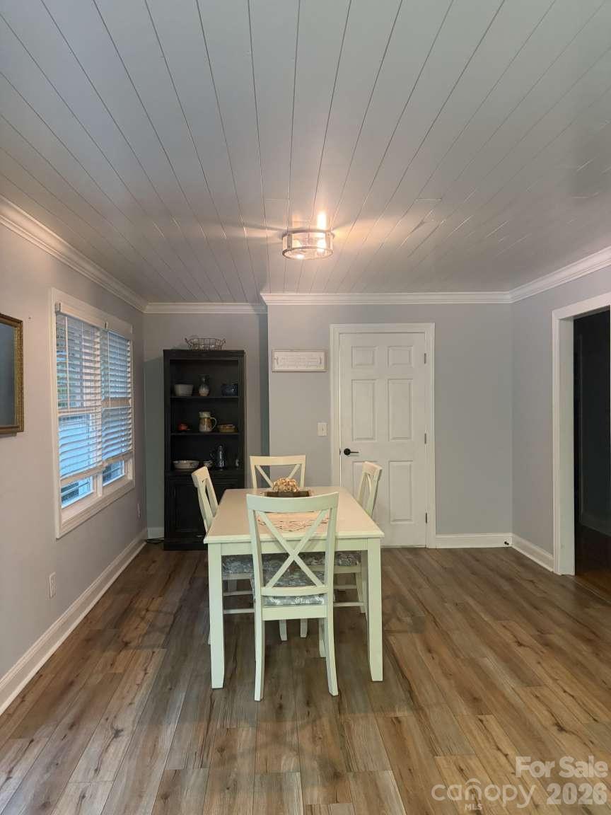 427 Acorn Acres Road Property Photo 3