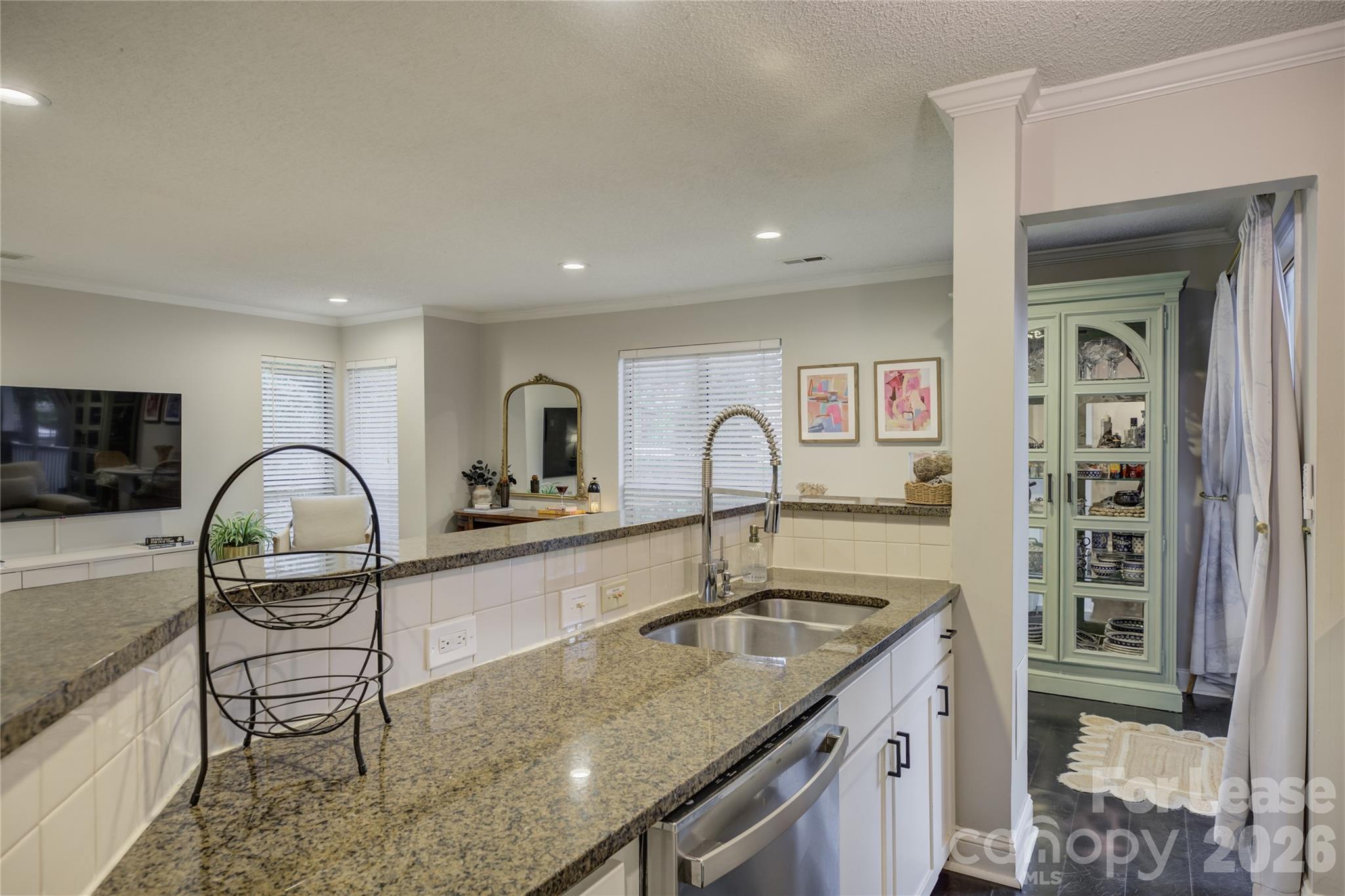 2506 Cranbrook Lane Property Photo 17