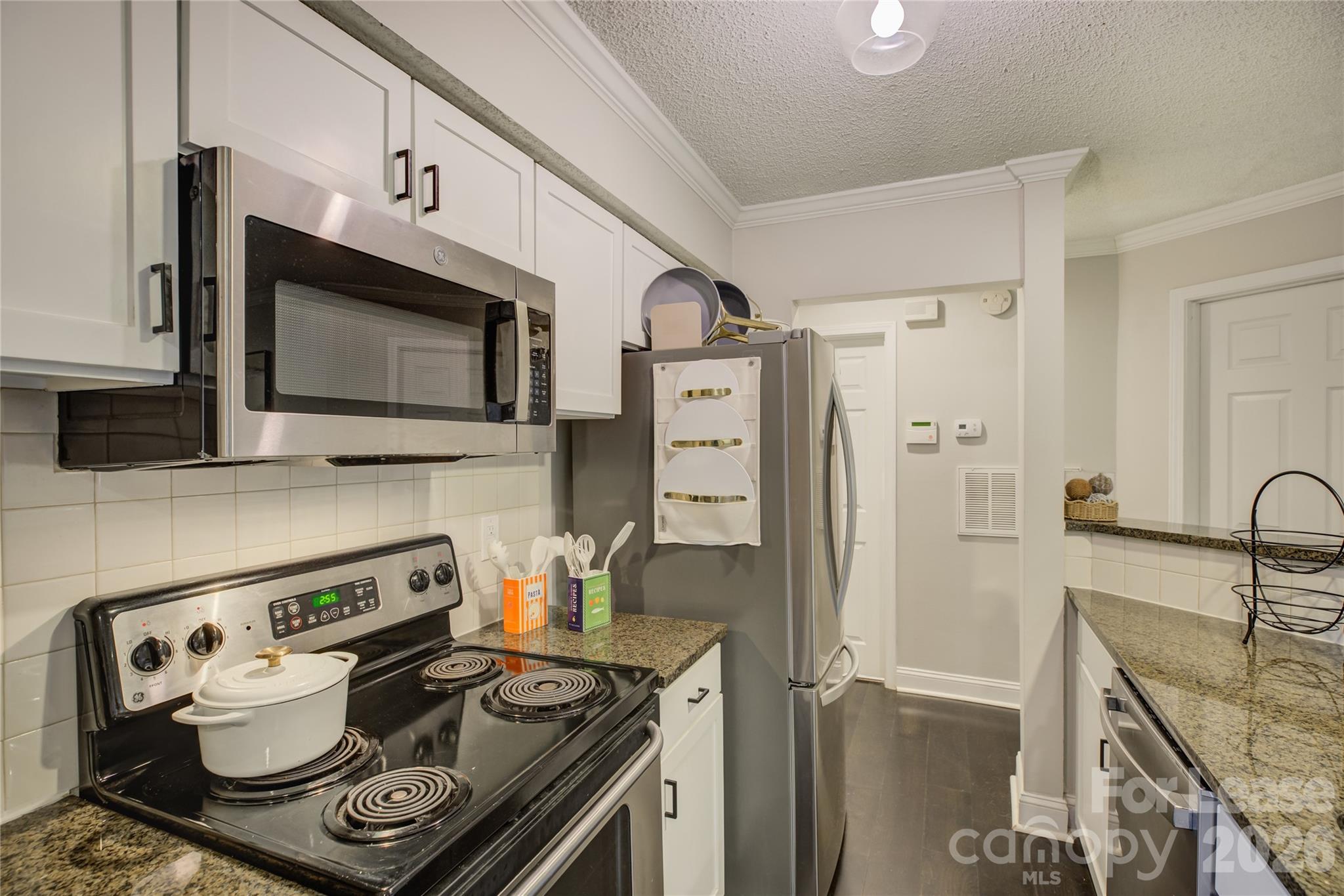 2506 Cranbrook Lane Property Photo 20