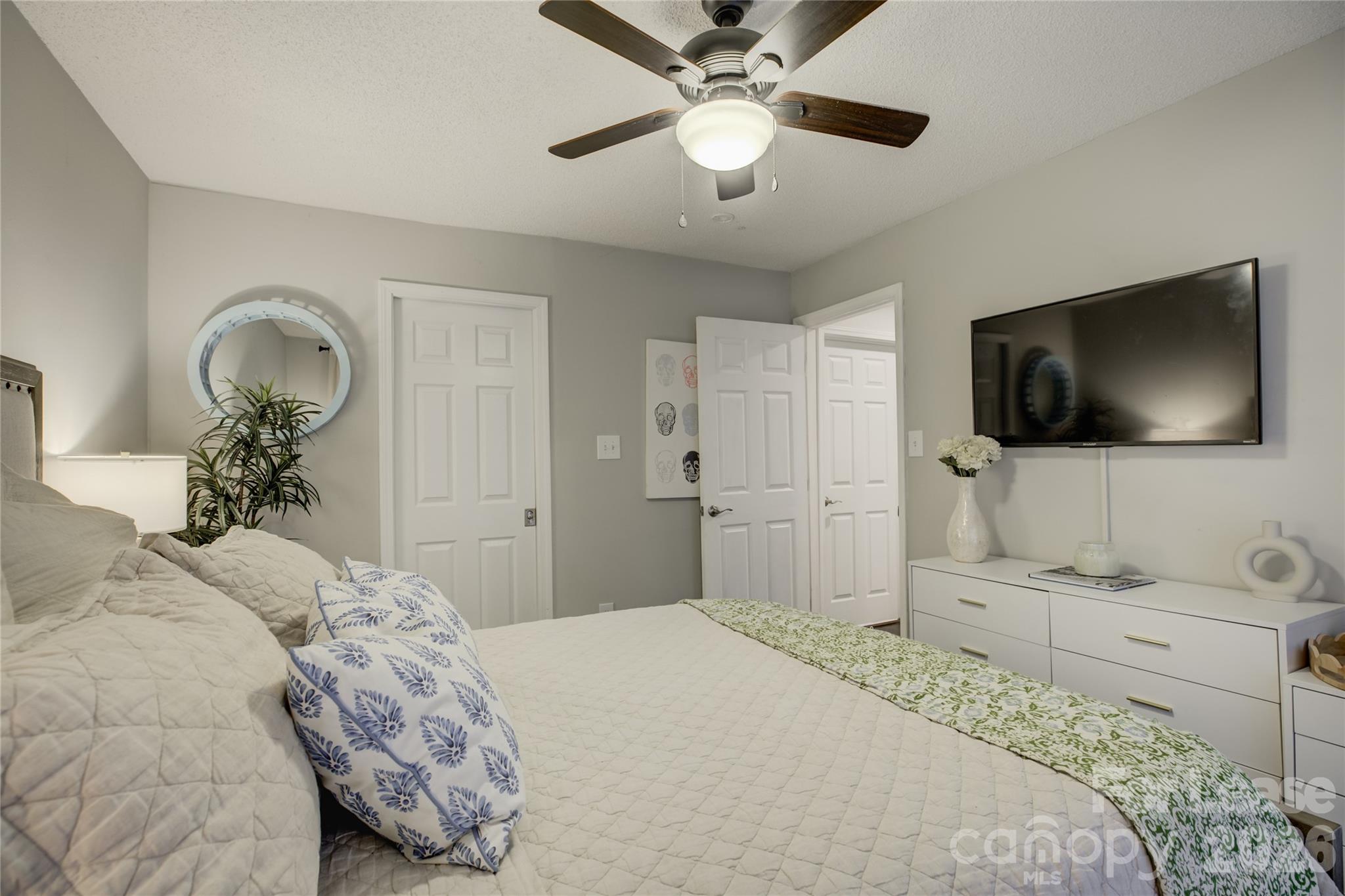 2506 Cranbrook Lane Property Photo 24
