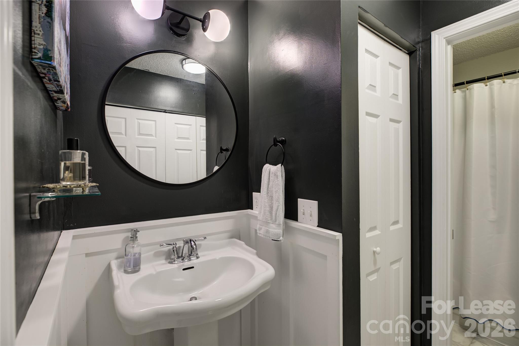 2506 Cranbrook Lane Property Photo 25