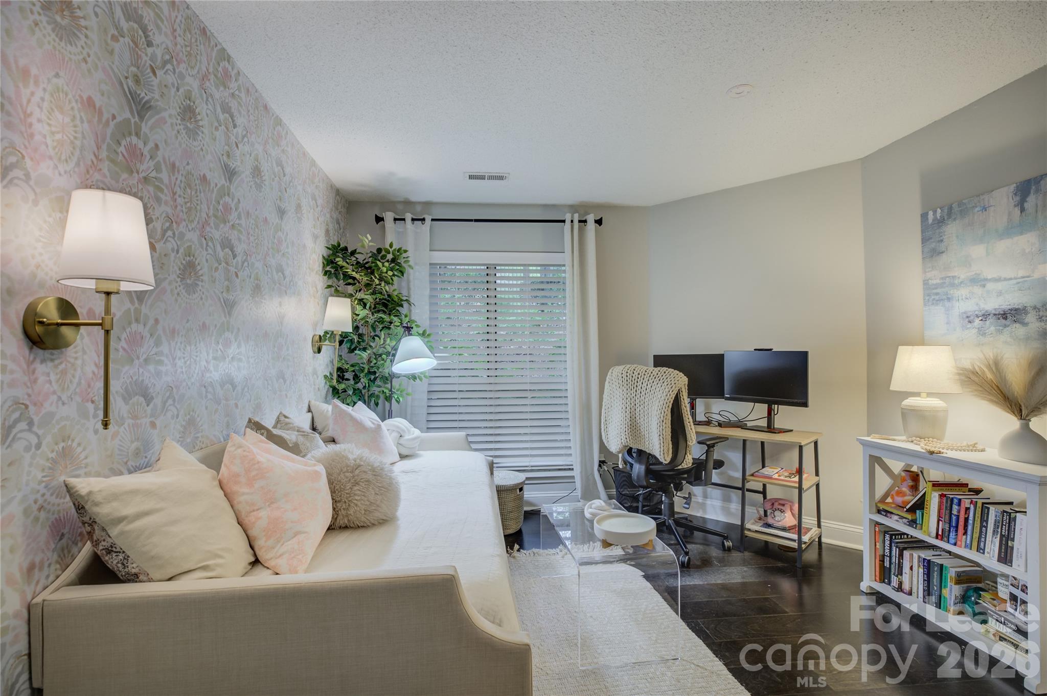 2506 Cranbrook Lane Property Photo 28