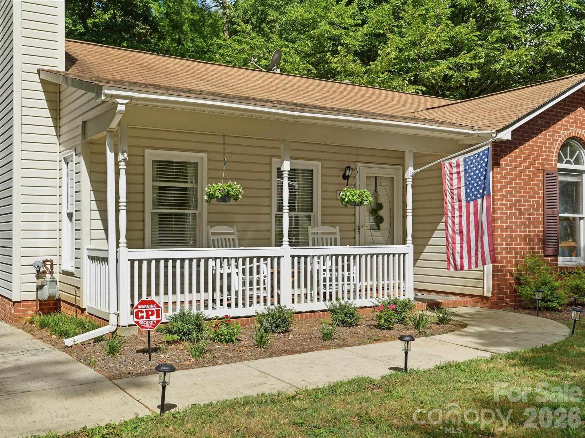 4409 Homestead Road Property Photo 2