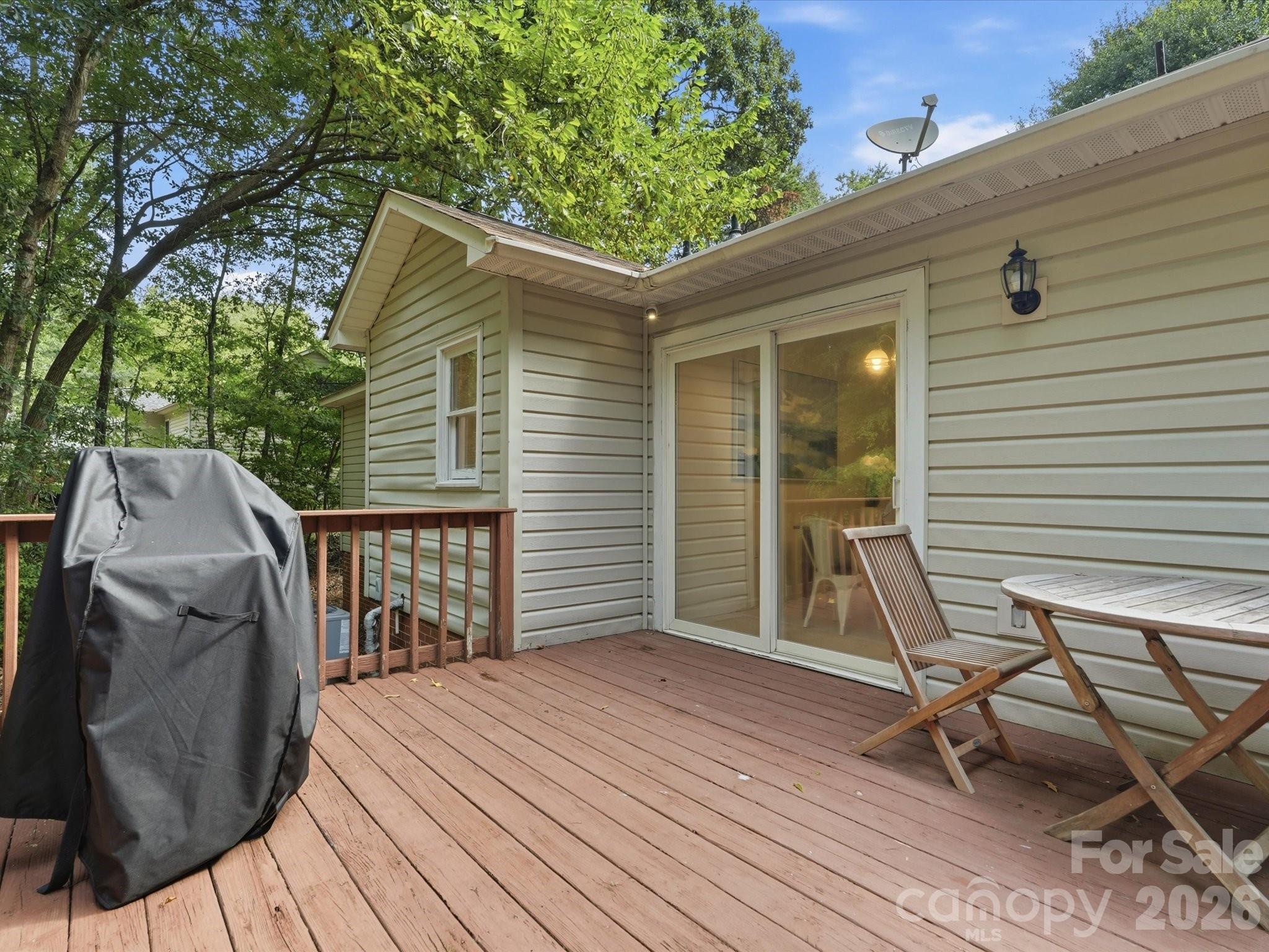 4409 Homestead Road Property Photo 19