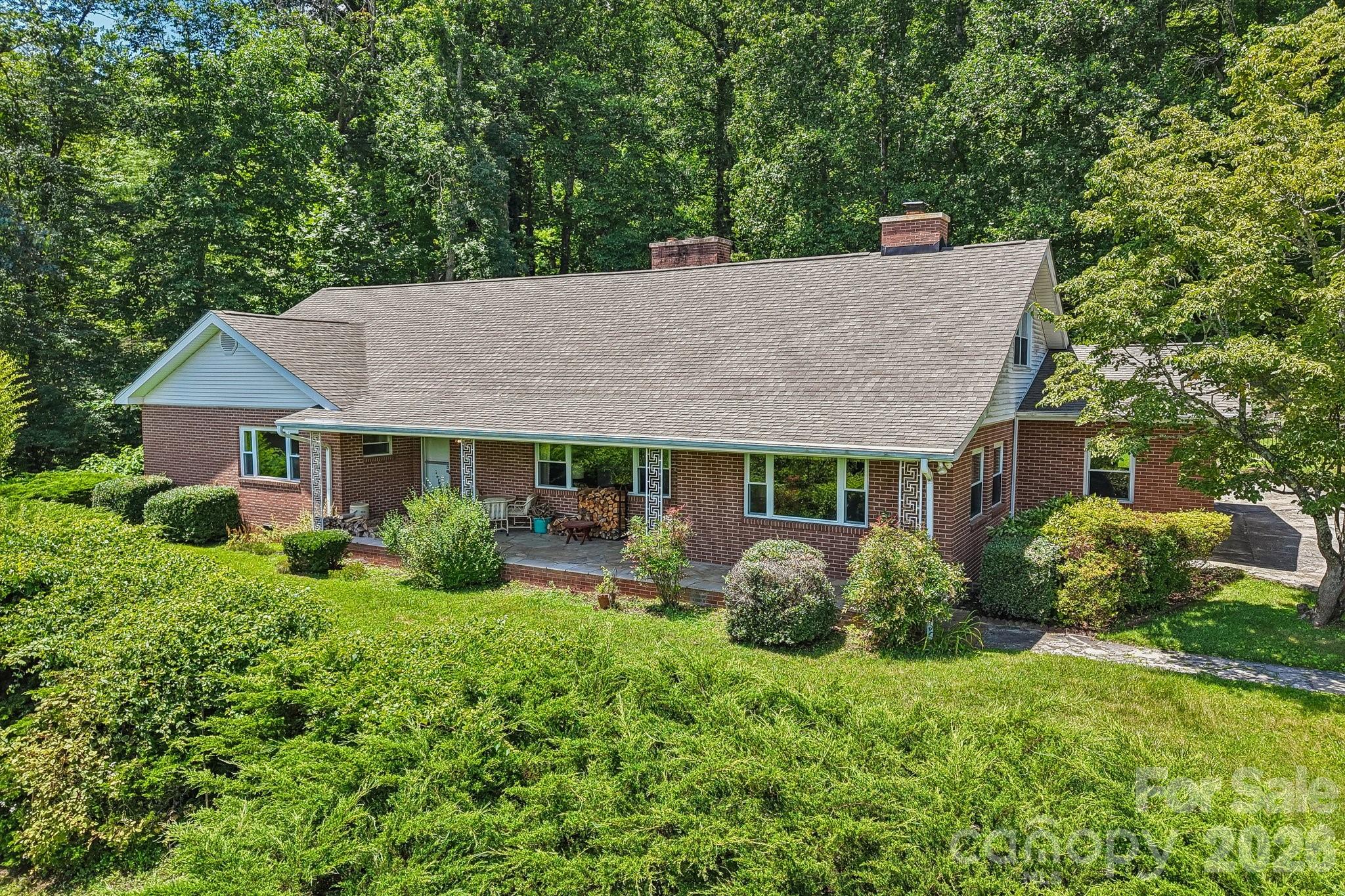 1404 Valmont Drive Property Photo 1
