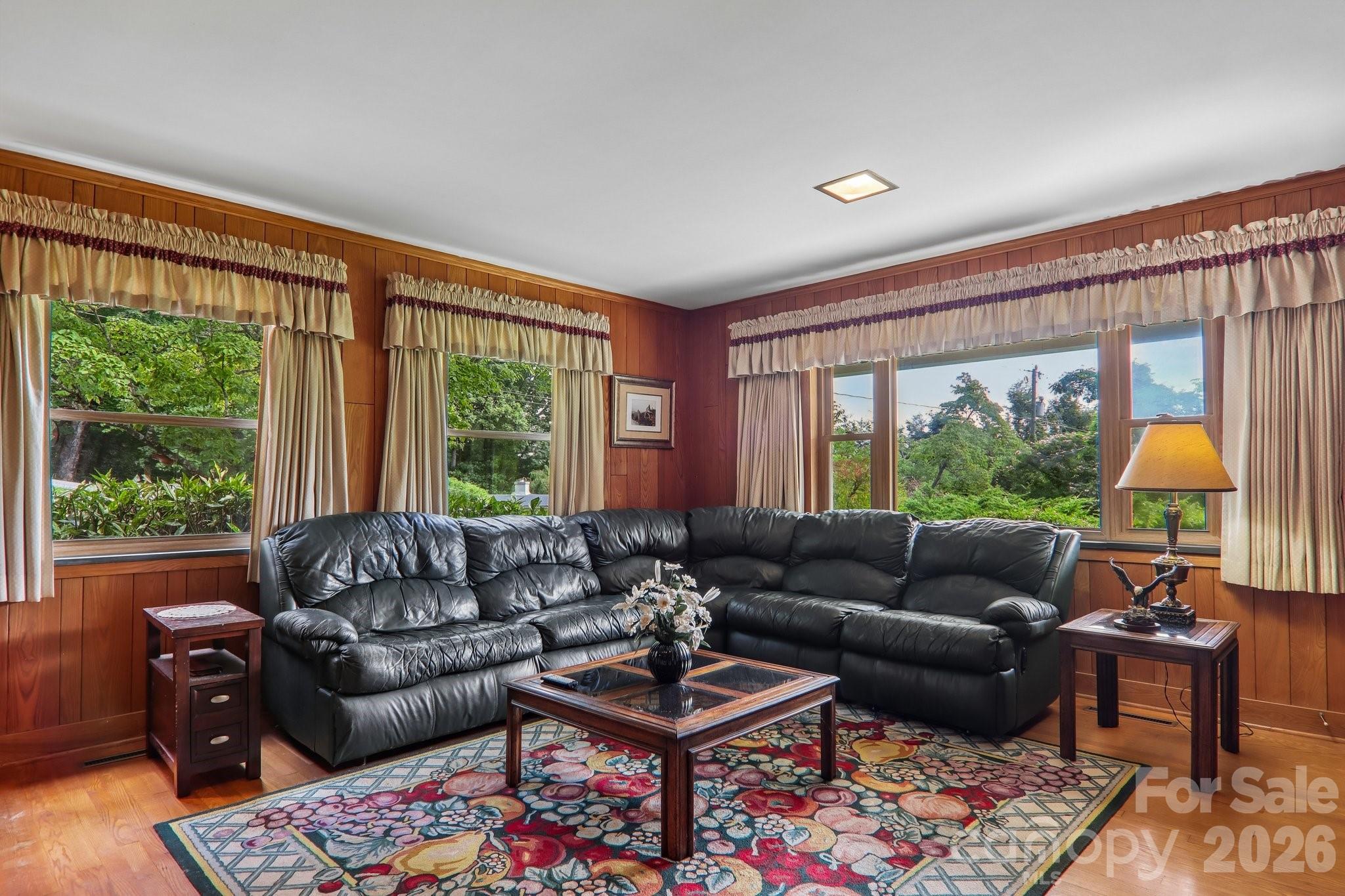 1404 Valmont Drive Property Photo 14