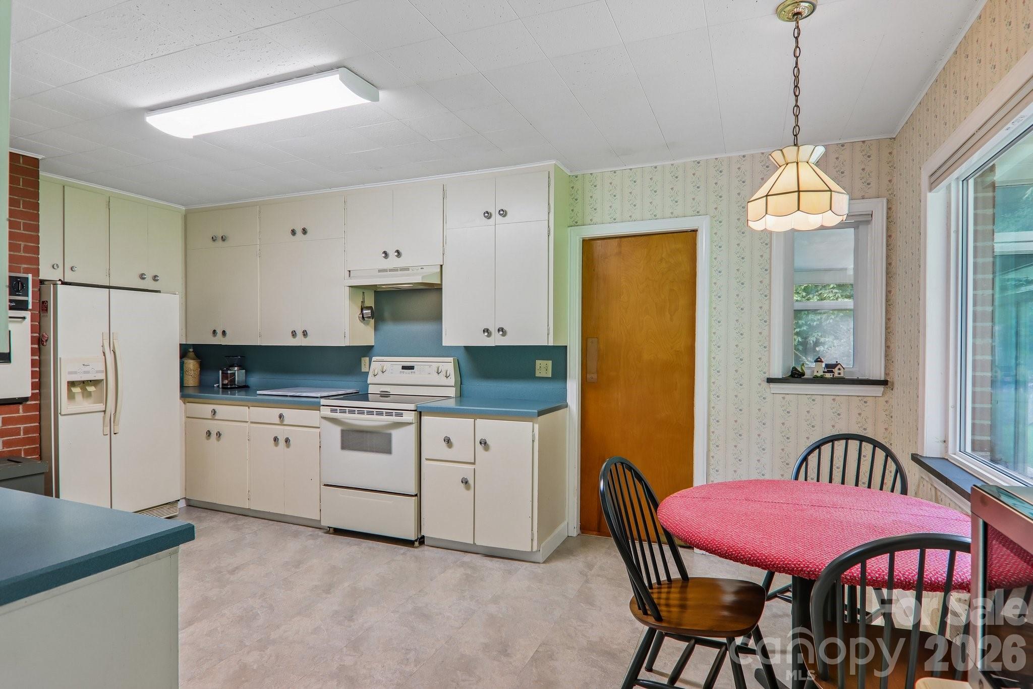 1404 Valmont Drive Property Photo 18