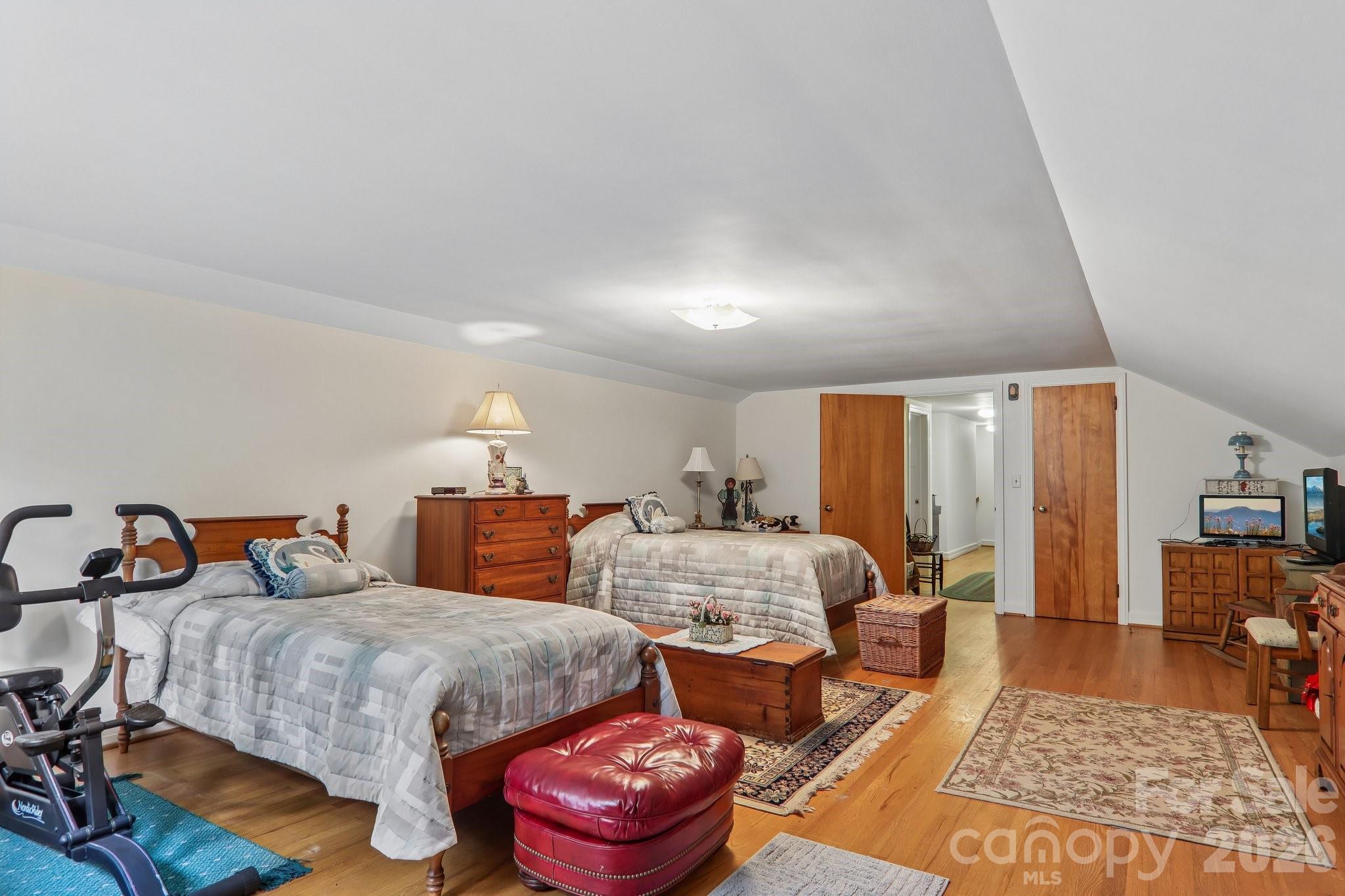 1404 Valmont Drive Property Photo 28