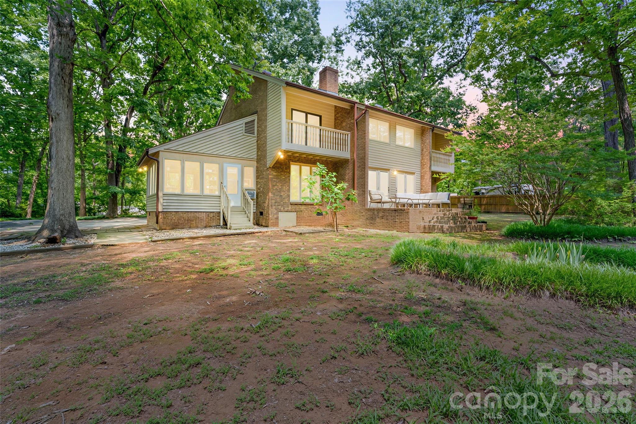 106 Marianna Circle Property Photo 2