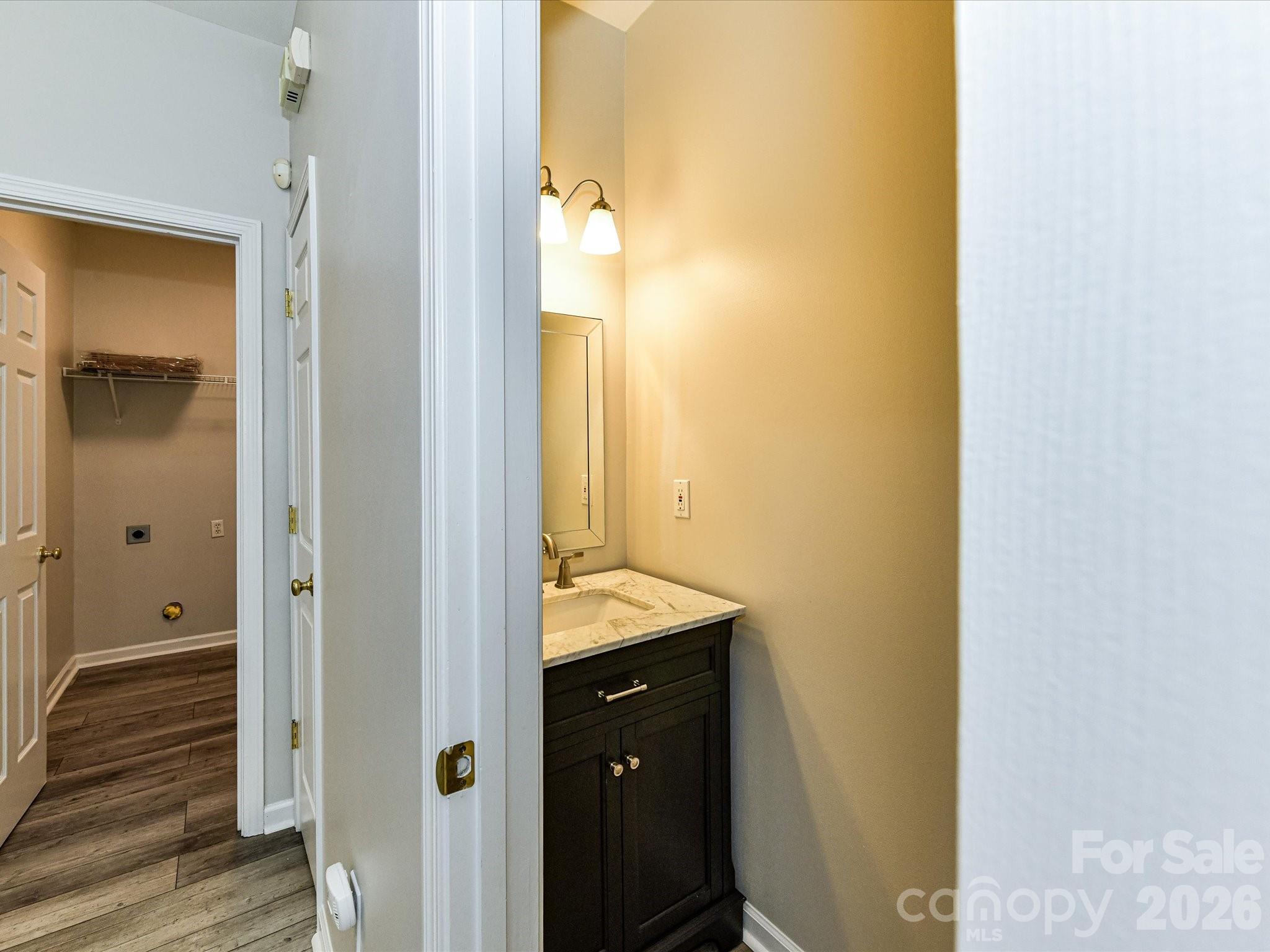 141 Drawbridge Court Property Photo 11