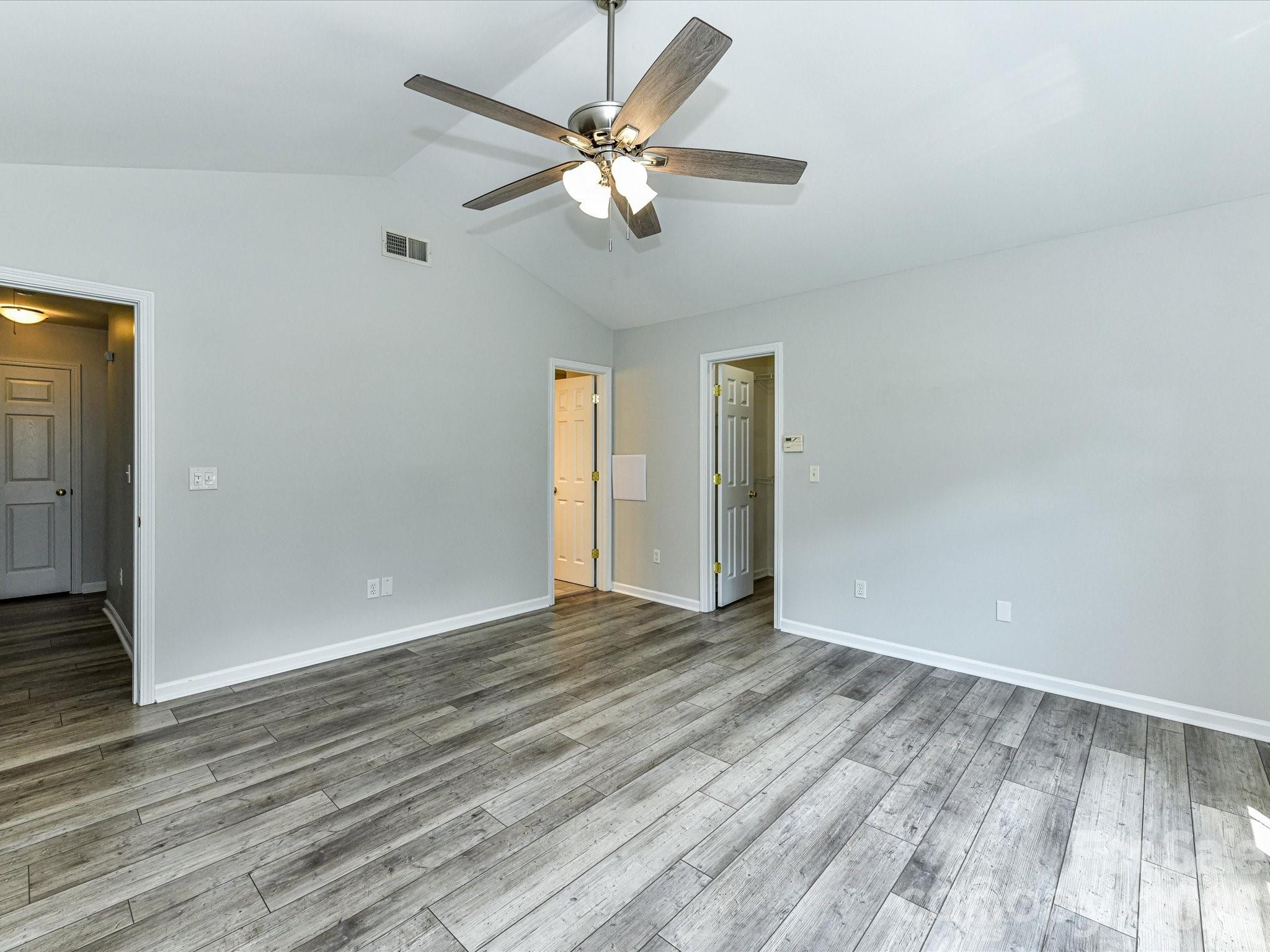 141 Drawbridge Court Property Photo 13