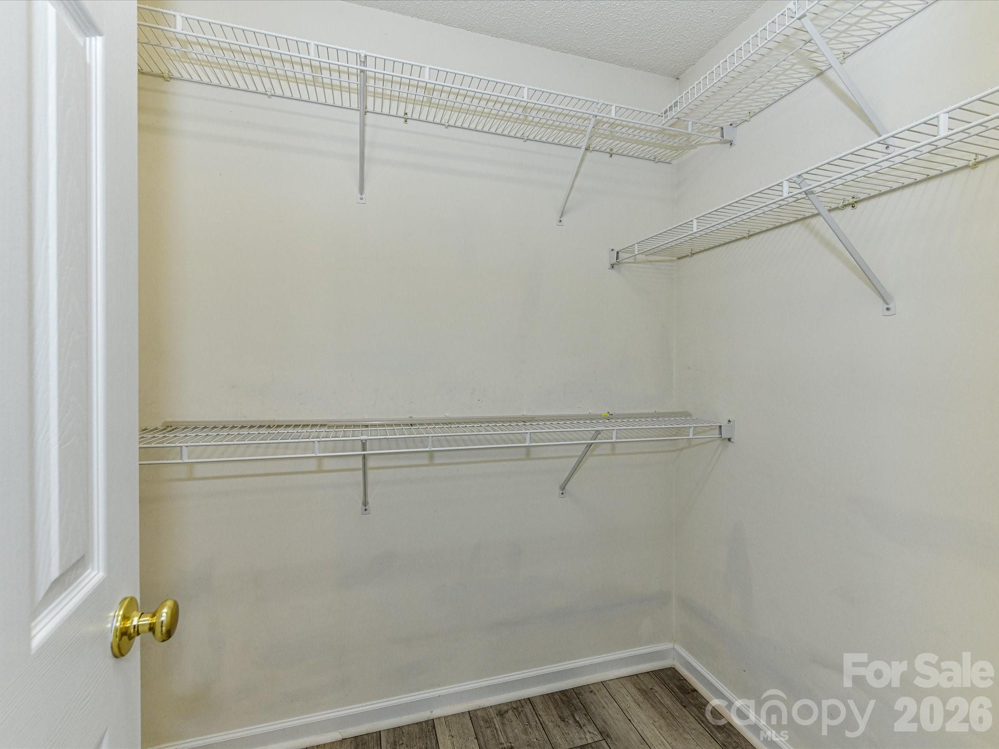 141 Drawbridge Court Property Photo 17