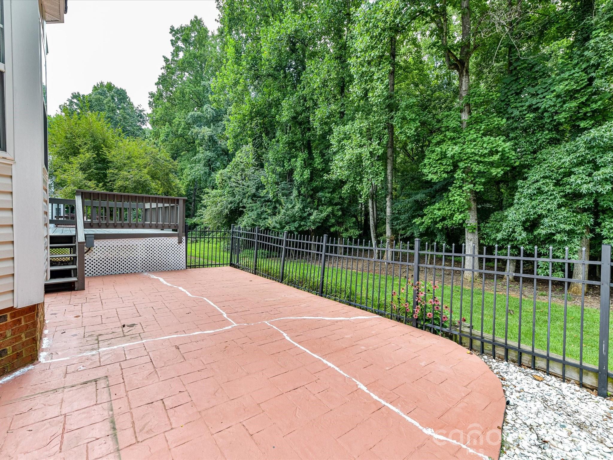 141 Drawbridge Court Property Photo 23