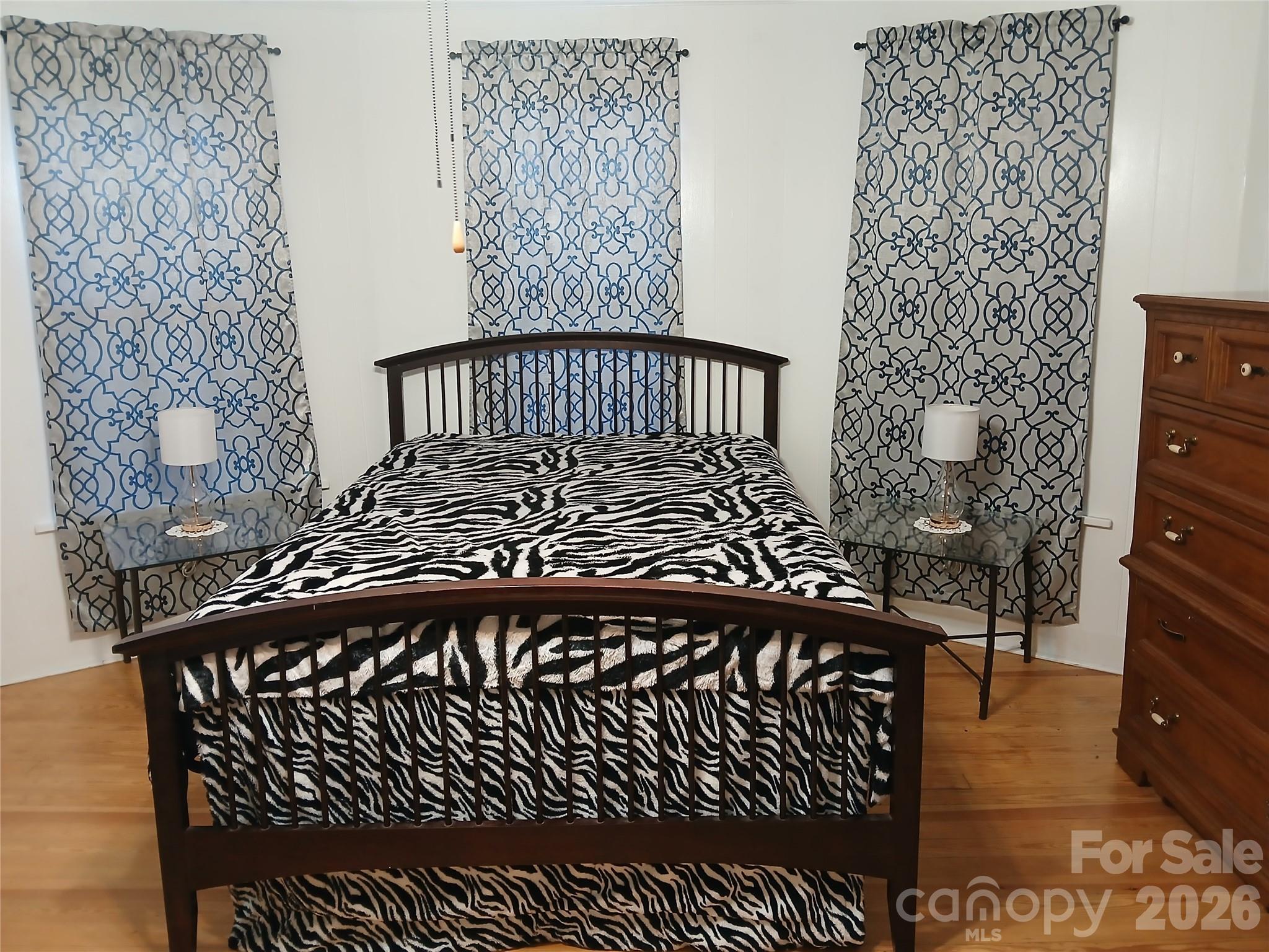 282 W Mountain Street Property Photo 14