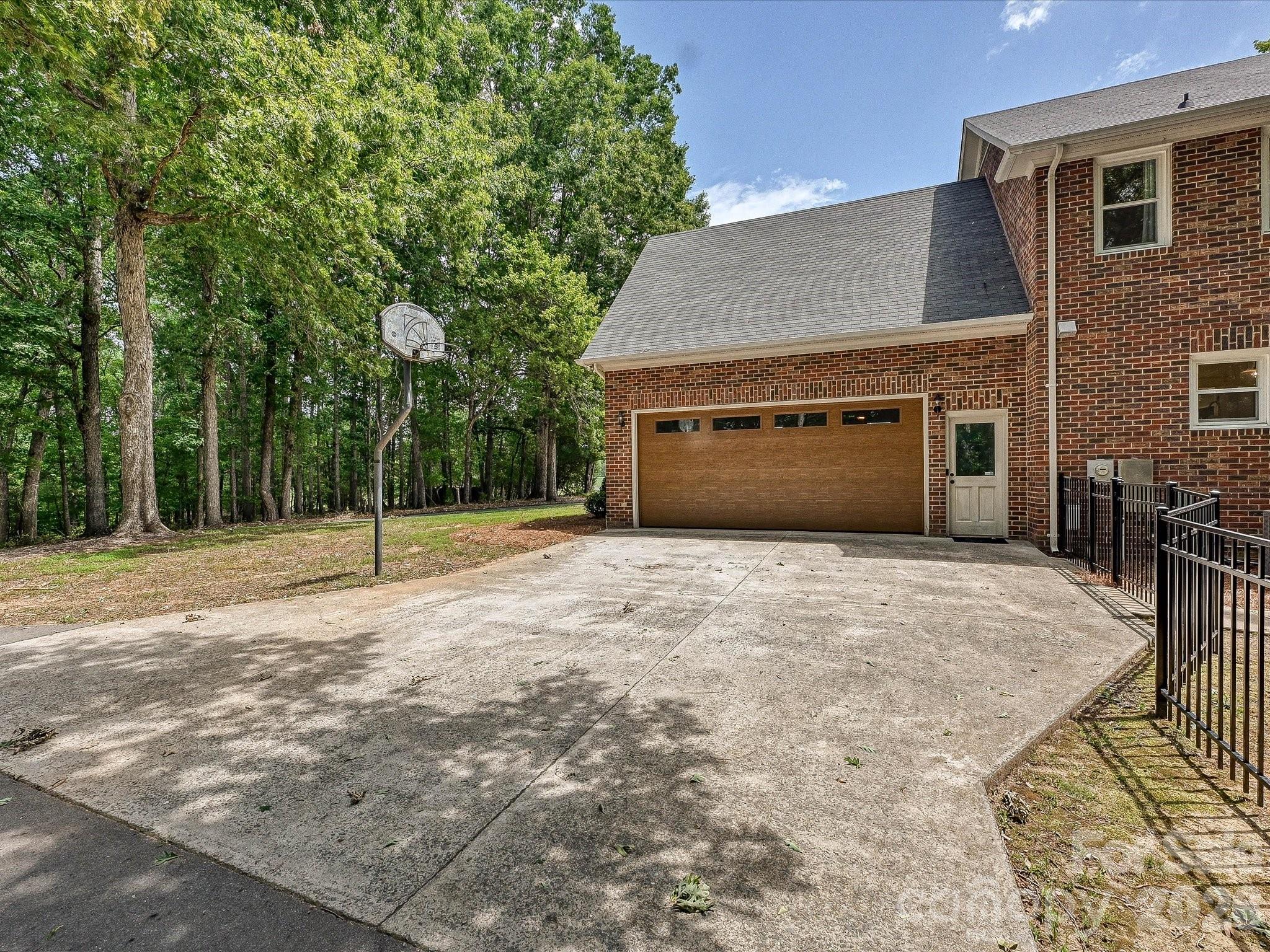 34272 Mabry Road Property Photo 8