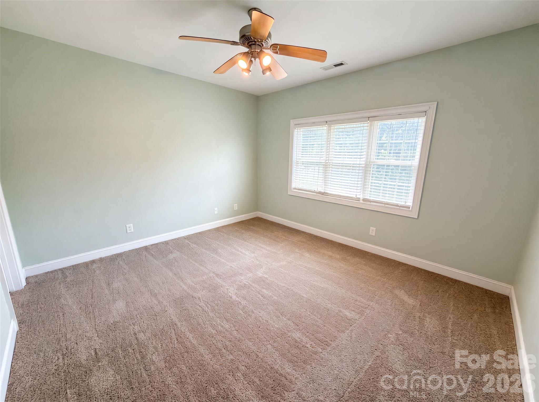 9721 Arlington Oaks Drive Property Photo 9