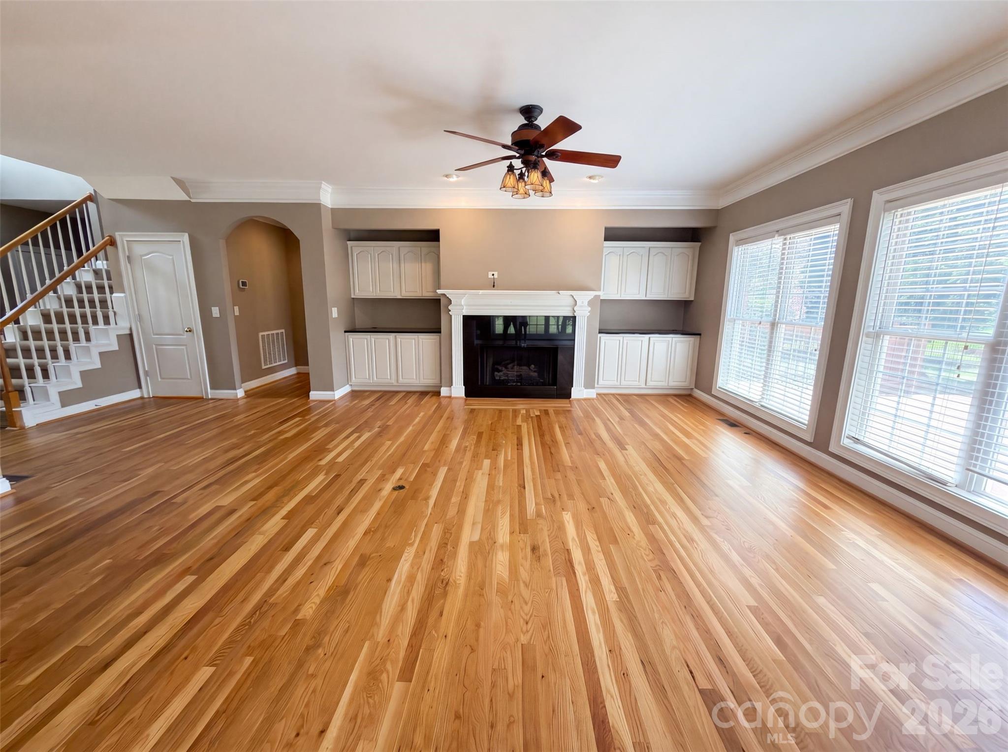 9721 Arlington Oaks Drive Property Photo 18