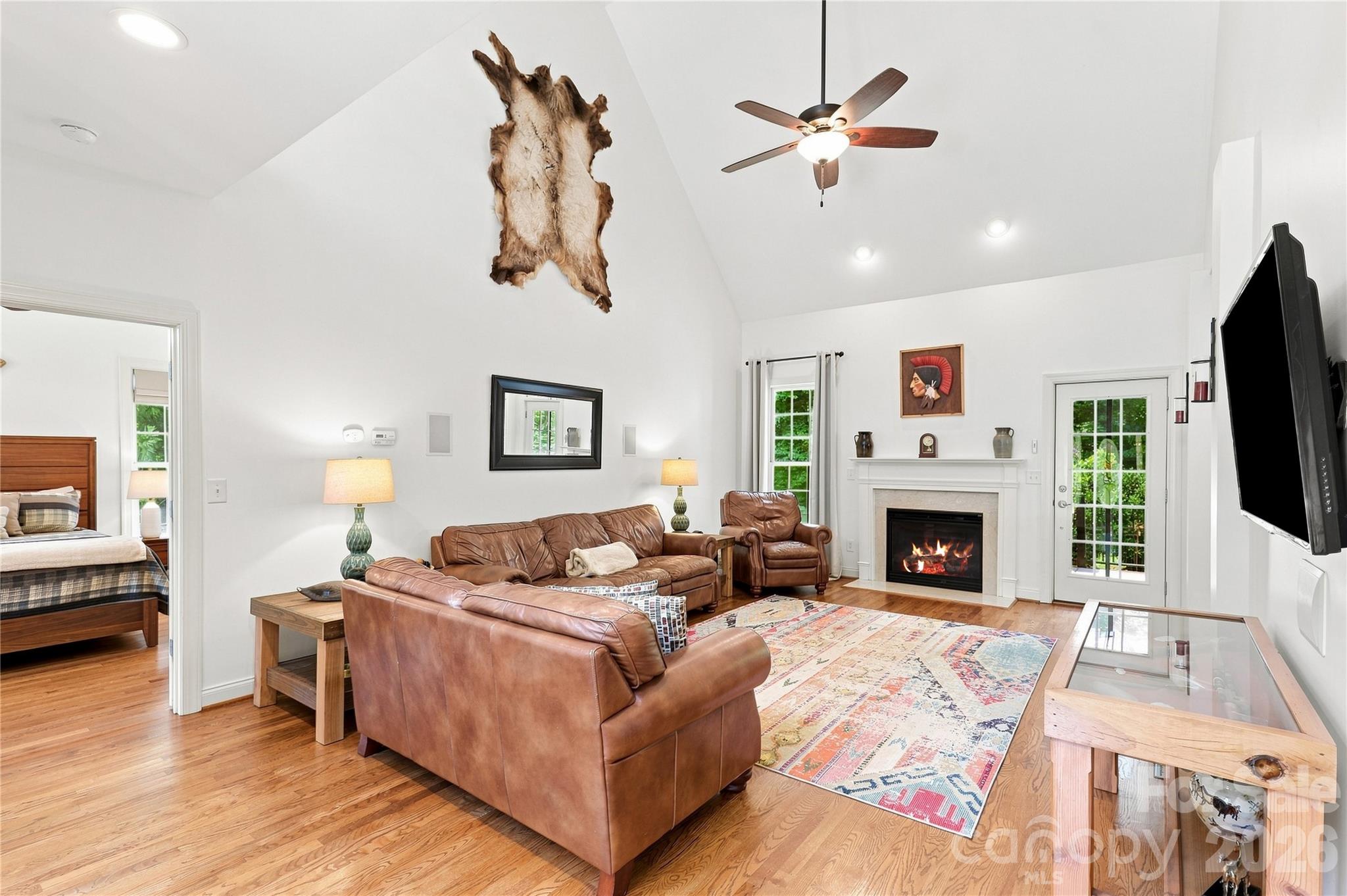 4029 Foxes Trail Property Photo 4