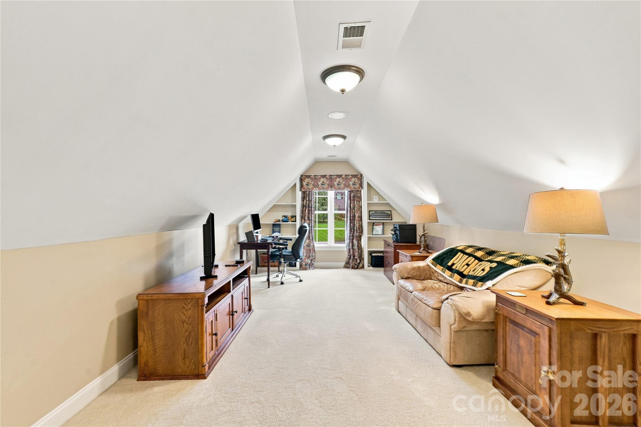 4029 Foxes Trail Property Photo 34
