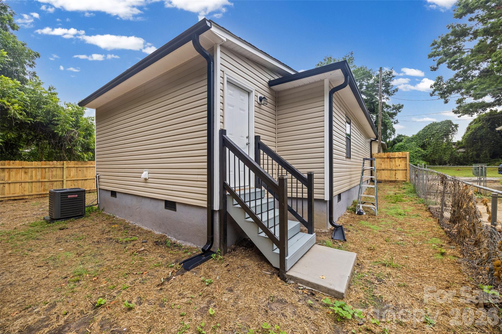 712 Henry Avenue Property Photo 18