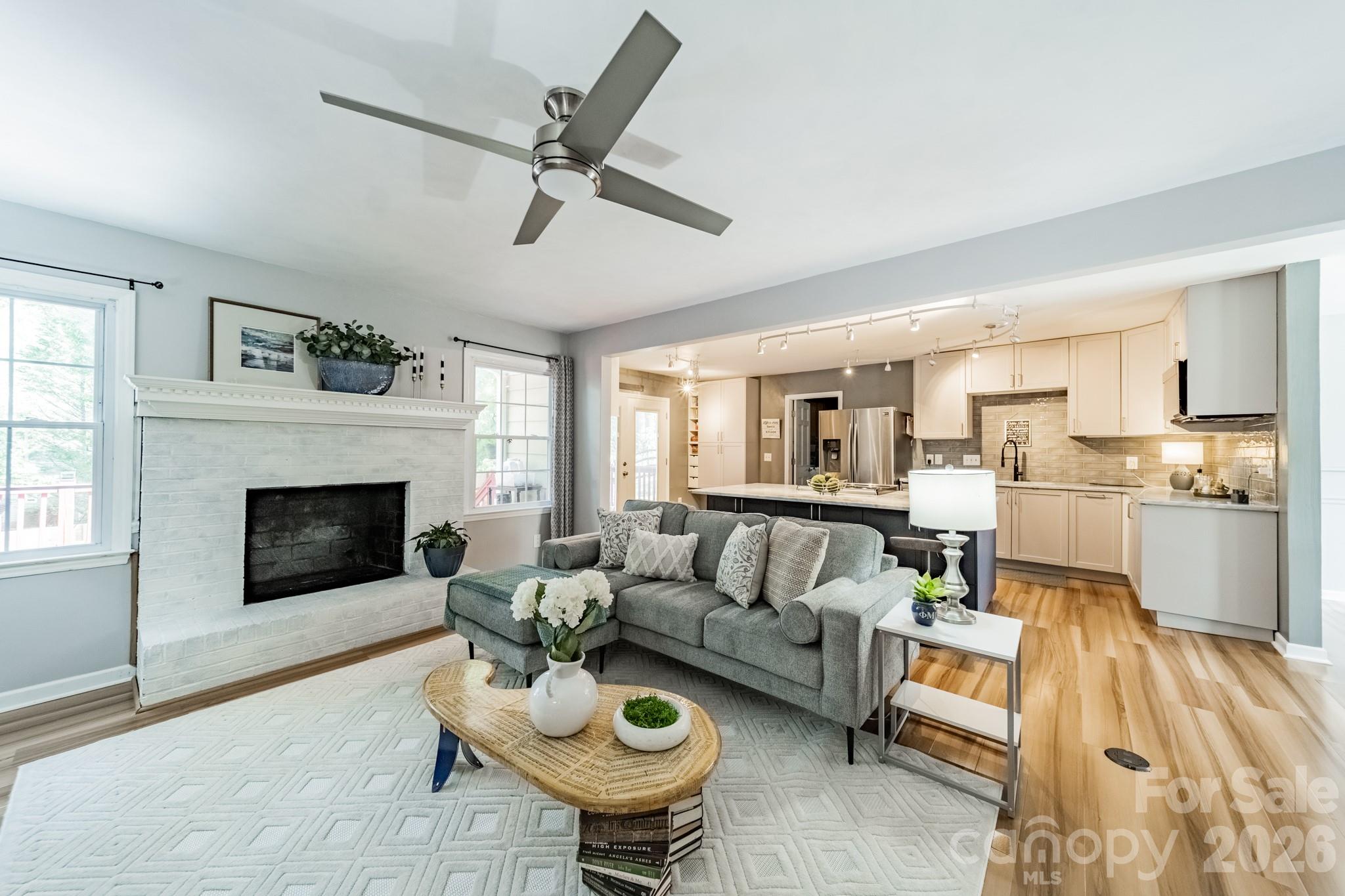 5815 Chapel Creek Court Property Photo 18