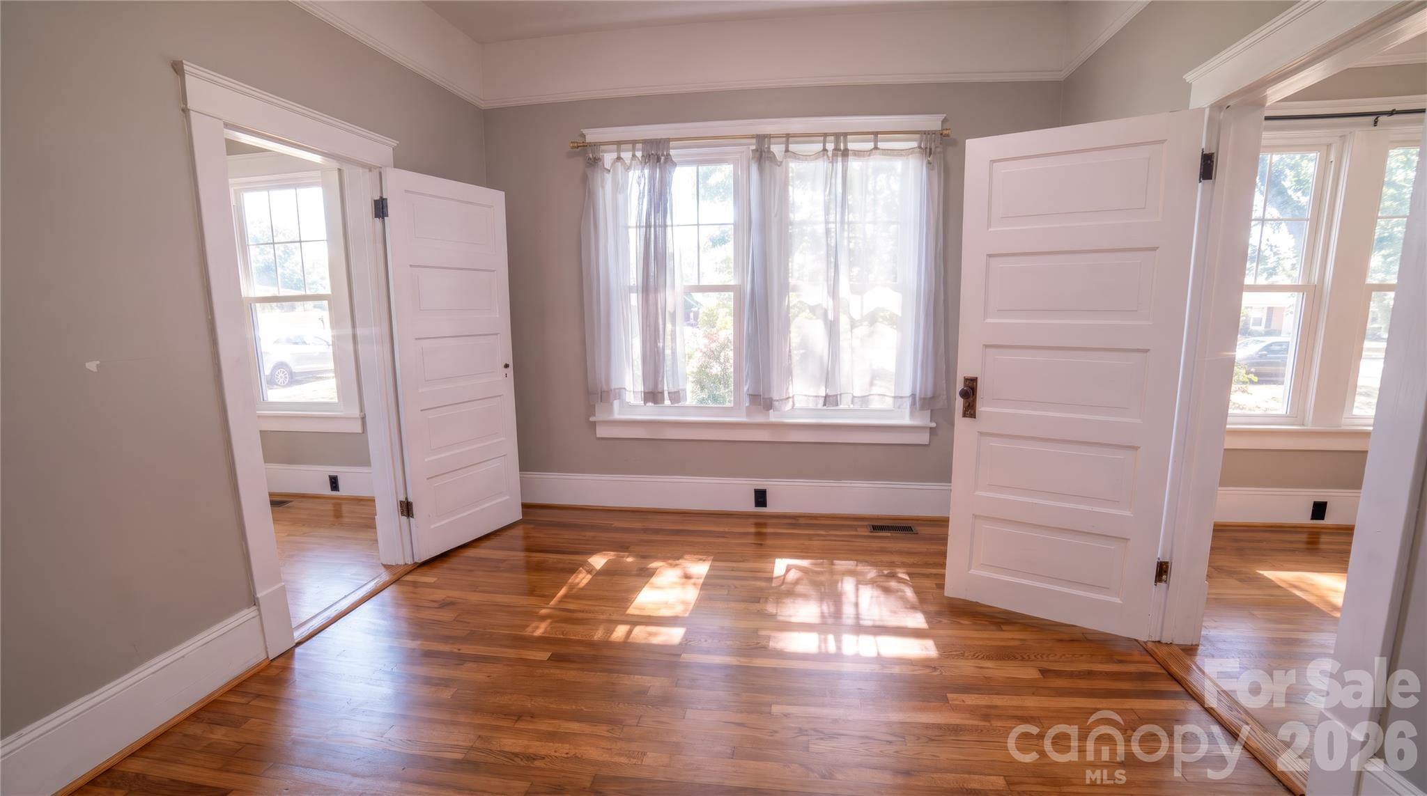 303 Bouchelle Street Property Photo 8