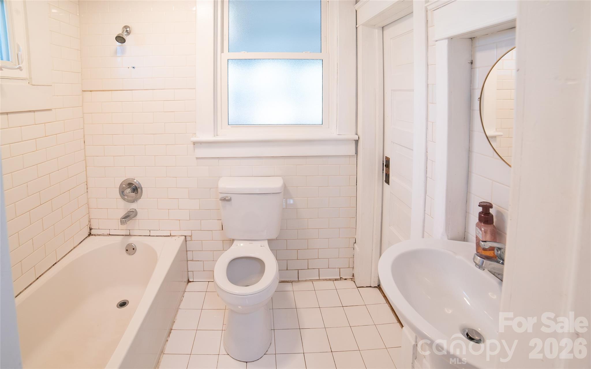 303 Bouchelle Street Property Photo 9