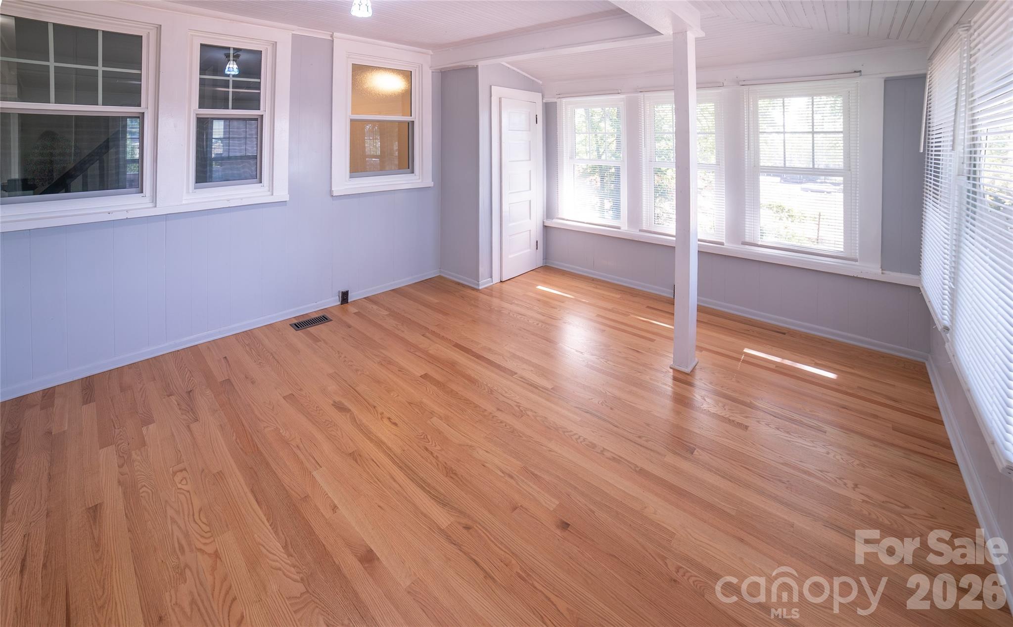 303 Bouchelle Street Property Photo 16
