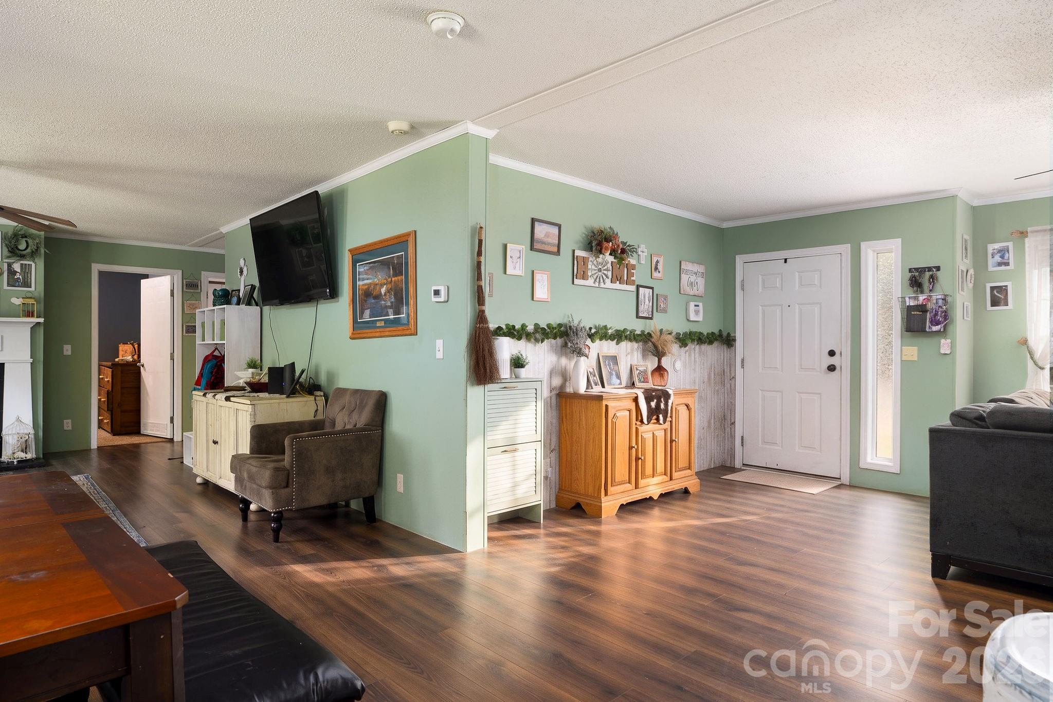 837 Joe Road Property Photo 6