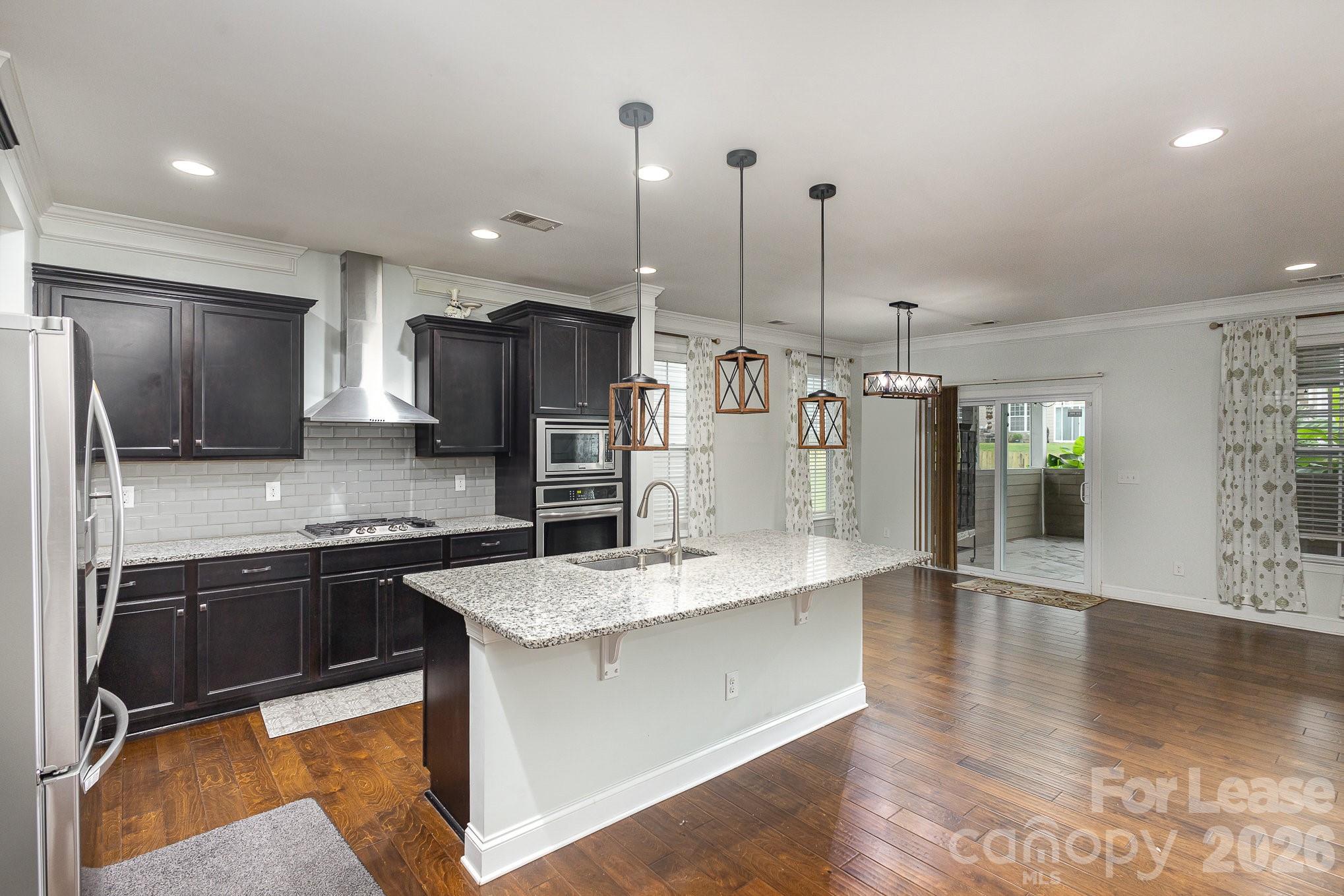 11231 Streamwood Lane Property Photo 8