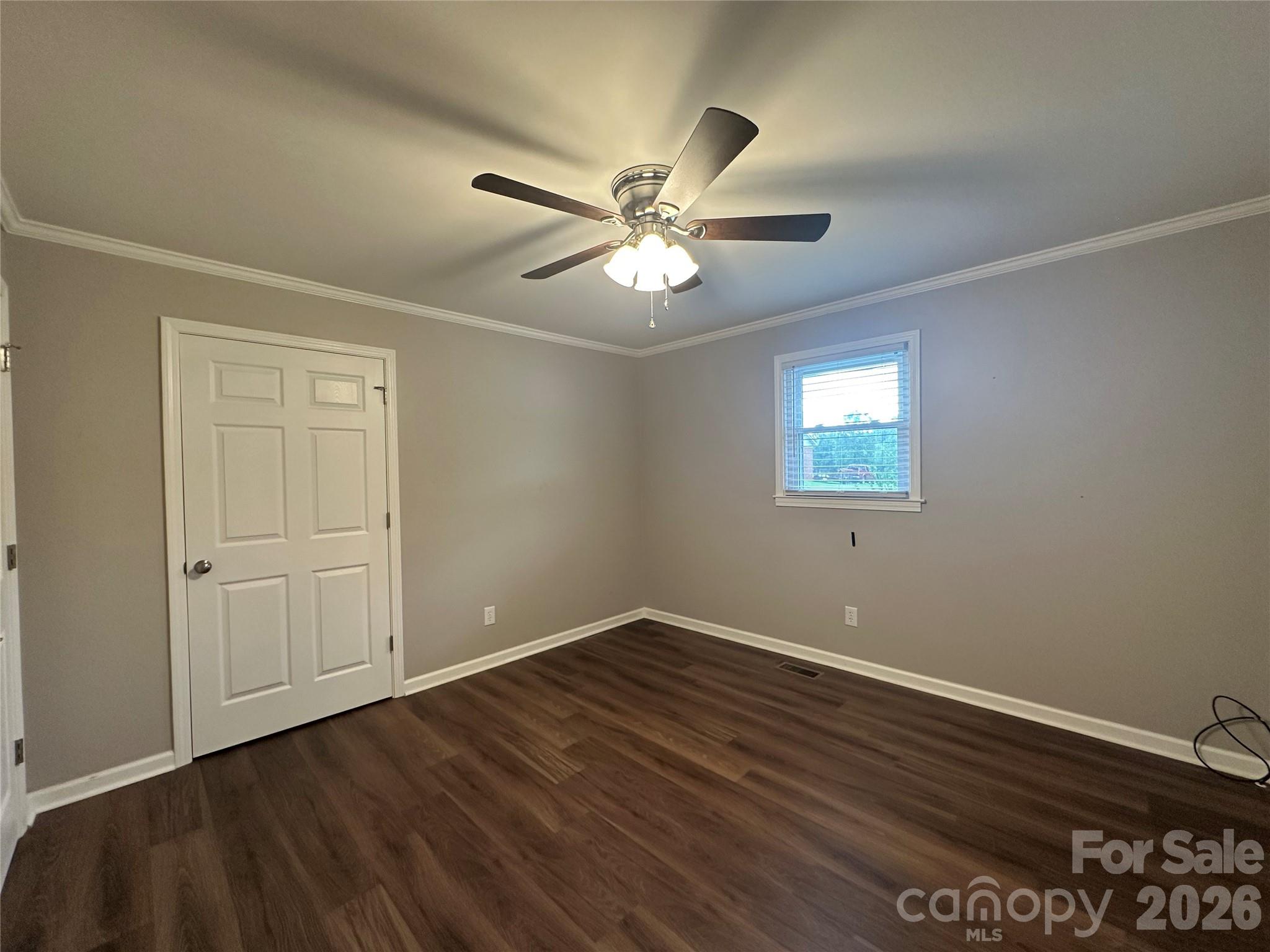 1807 Forest Hills Park Property Photo 24