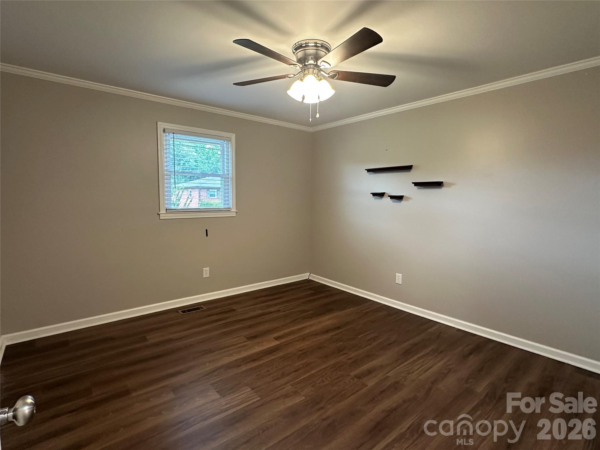 1807 Forest Hills Park Property Photo 26