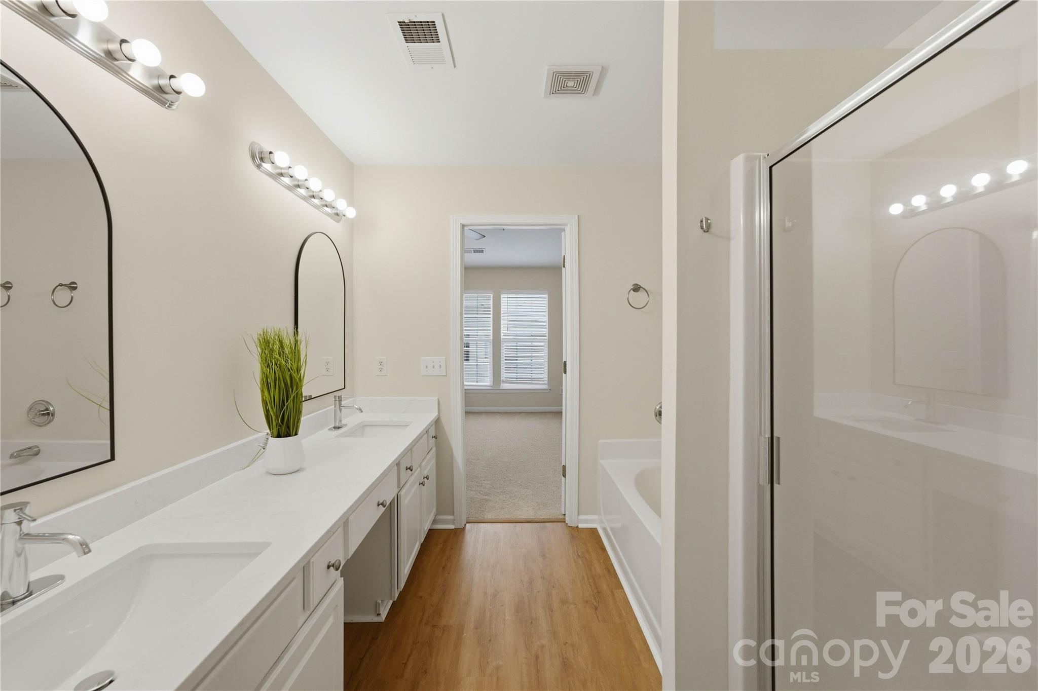 12411 Crowley Court Property Photo 20