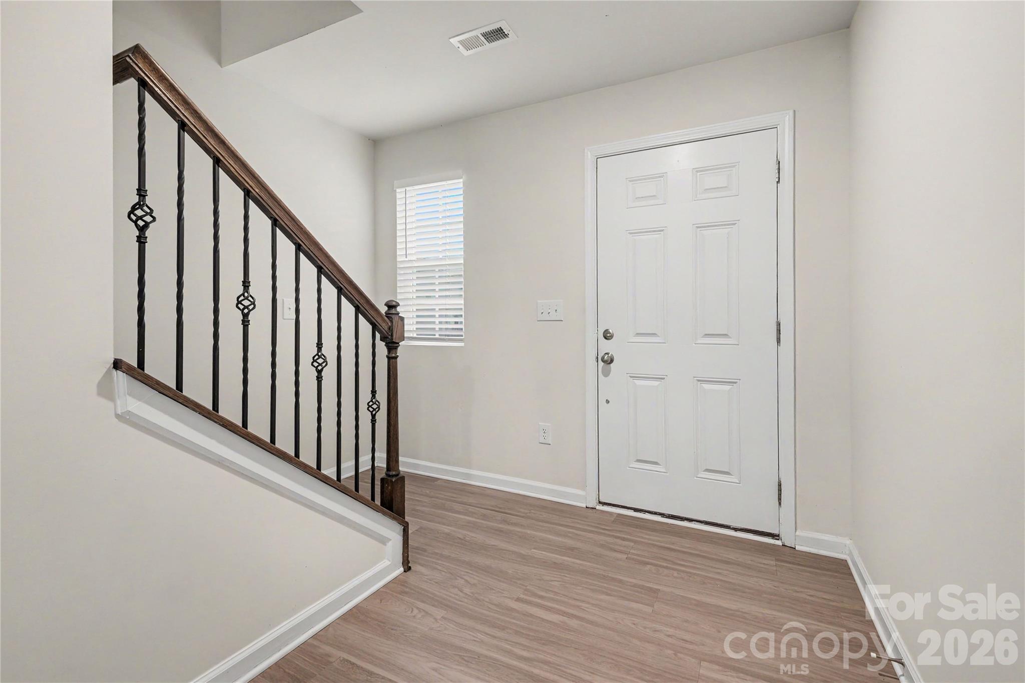 1512 Forkhorn Drive Property Photo 3