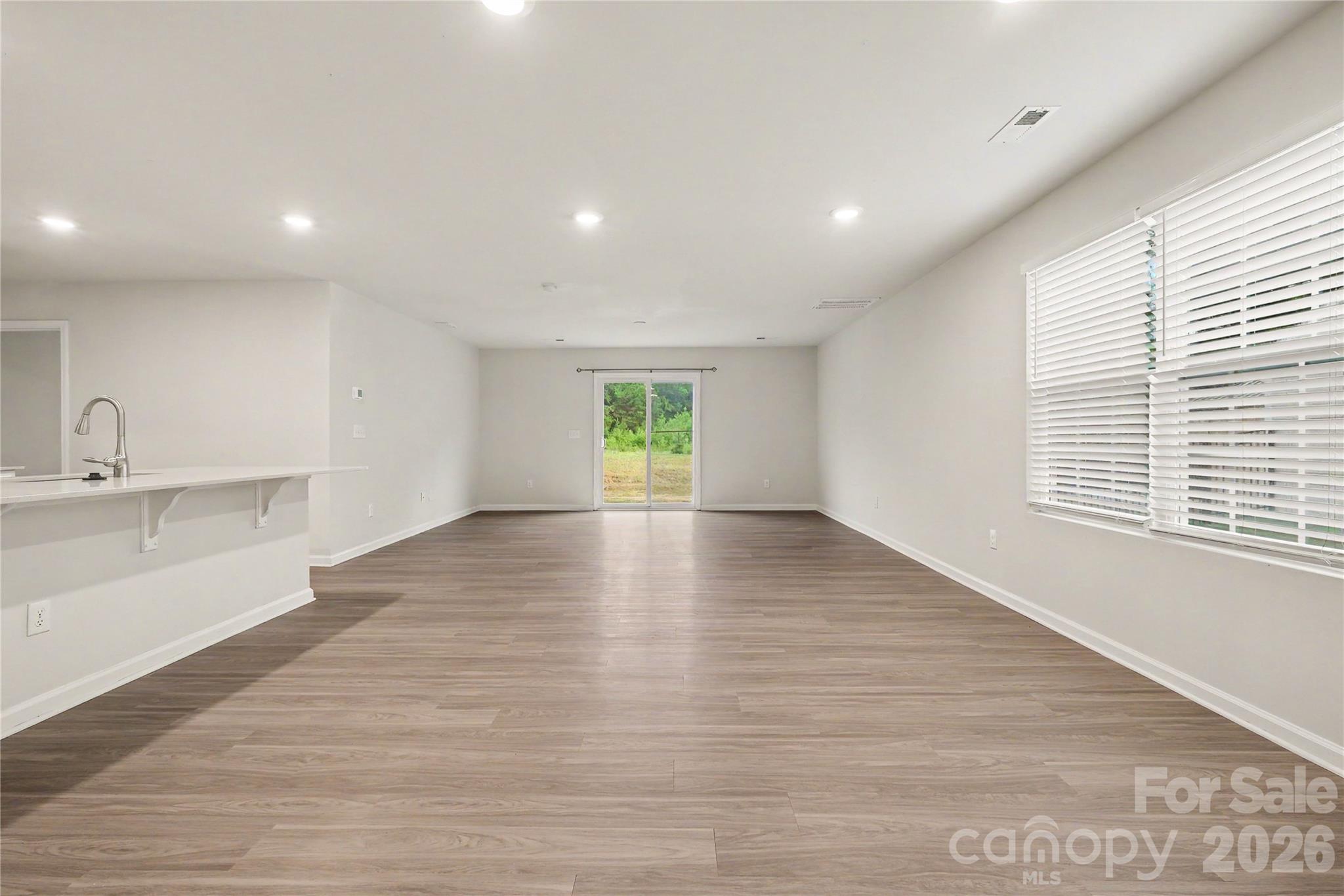 1512 Forkhorn Drive Property Photo 5