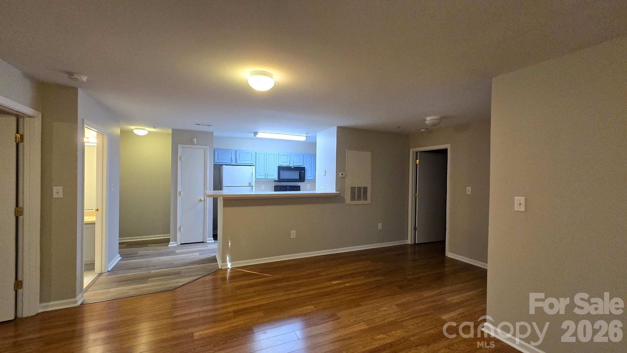 9811 Campus Walk Lane C Property Photo 11