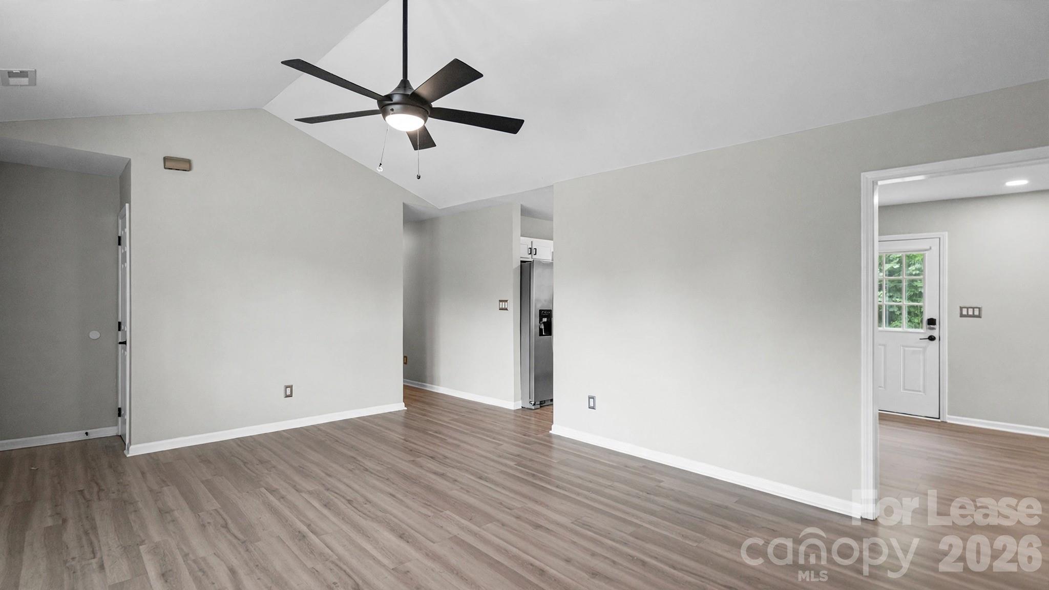 3320 Whitebridge Lane Property Photo 6
