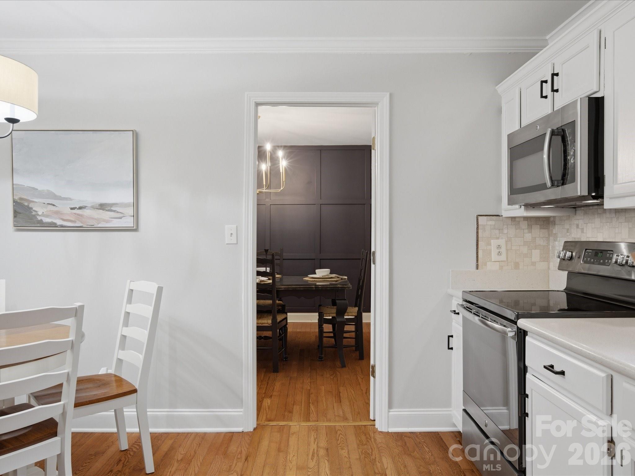 9732 Leeswood Lane Property Photo 12