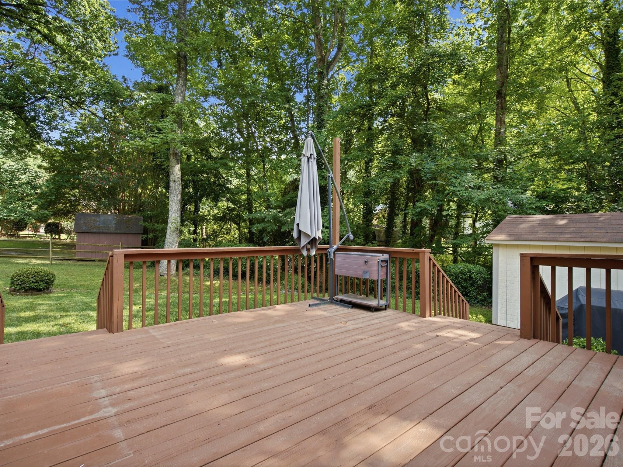 9732 Leeswood Lane Property Photo 27