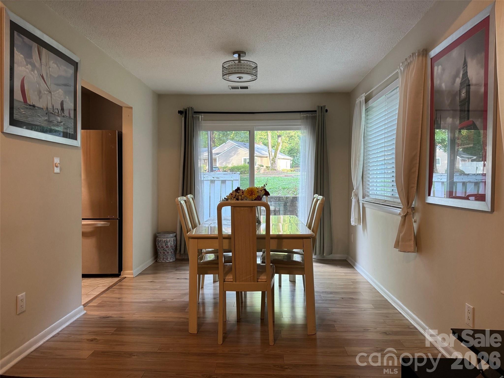 1050 Sardis Cove Drive Property Photo 4