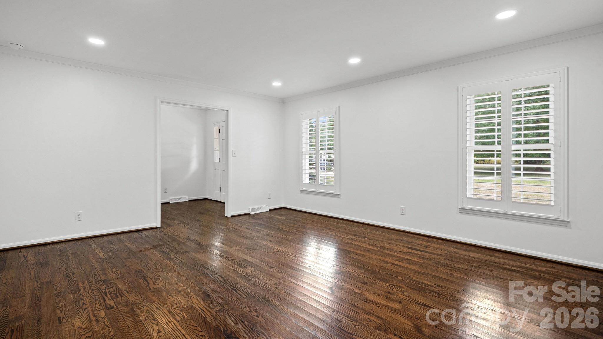 2222 Kings Drive Property Photo 7