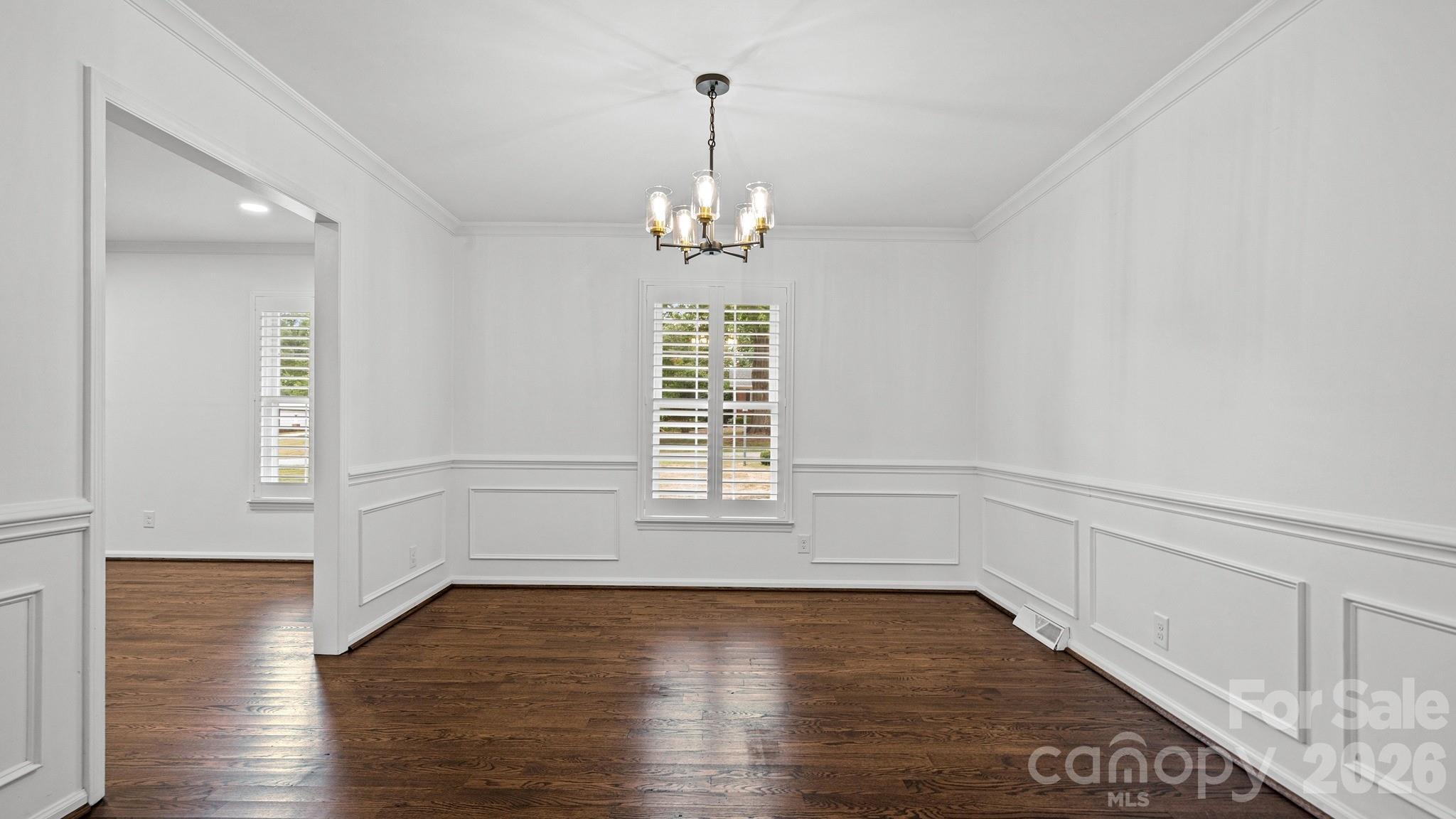 2222 Kings Drive Property Photo 9