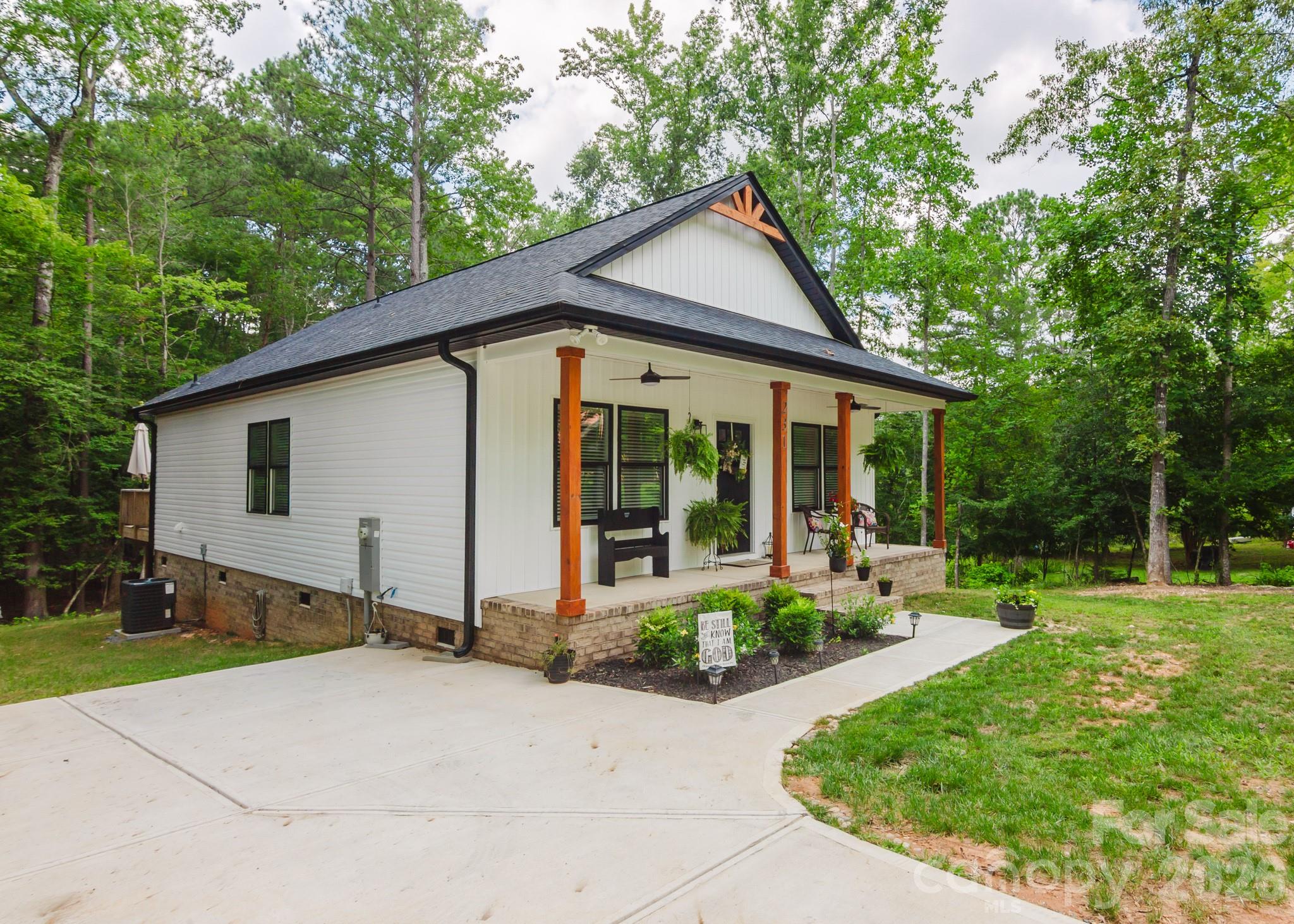 231 Wagon Road Property Photo 30