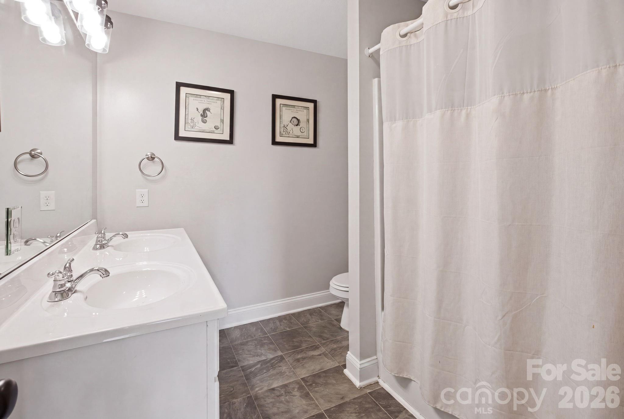 63 Frost Lane Property Photo 33